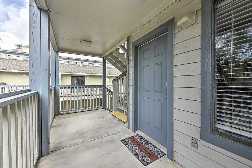 6829 Thomas Drive Panama City Beach FL 32408