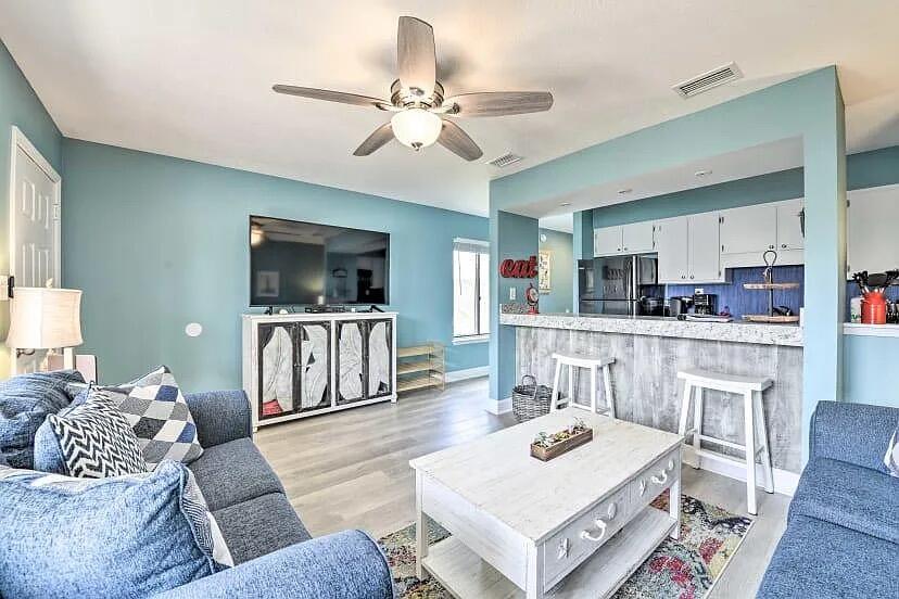6829 Thomas Drive Panama City Beach FL 32408