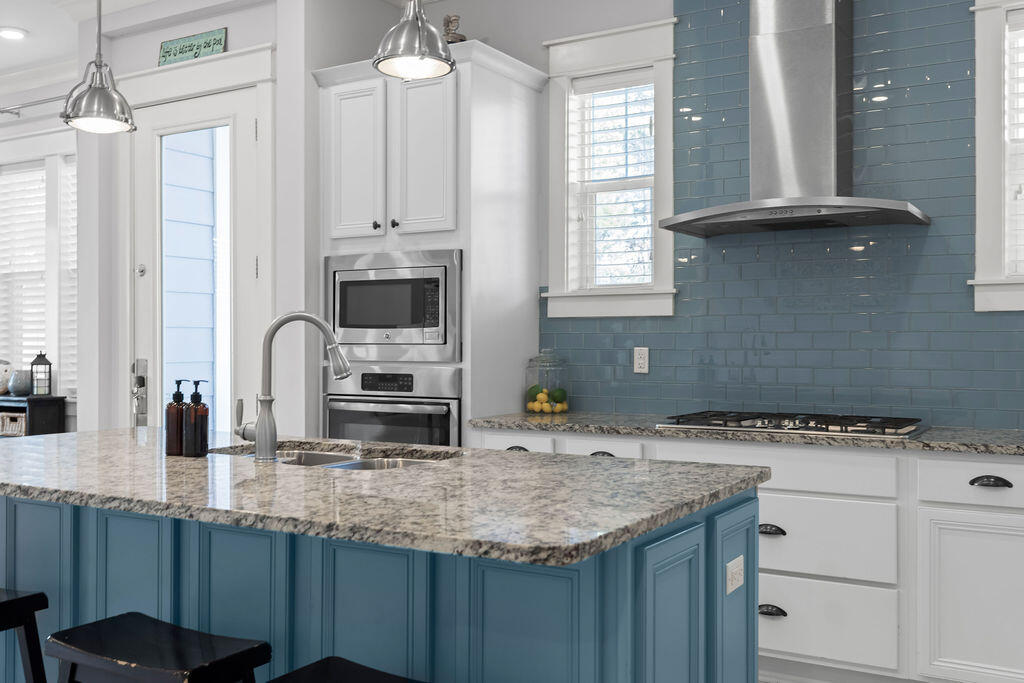 10 York Lane Inlet Beach FL 32461