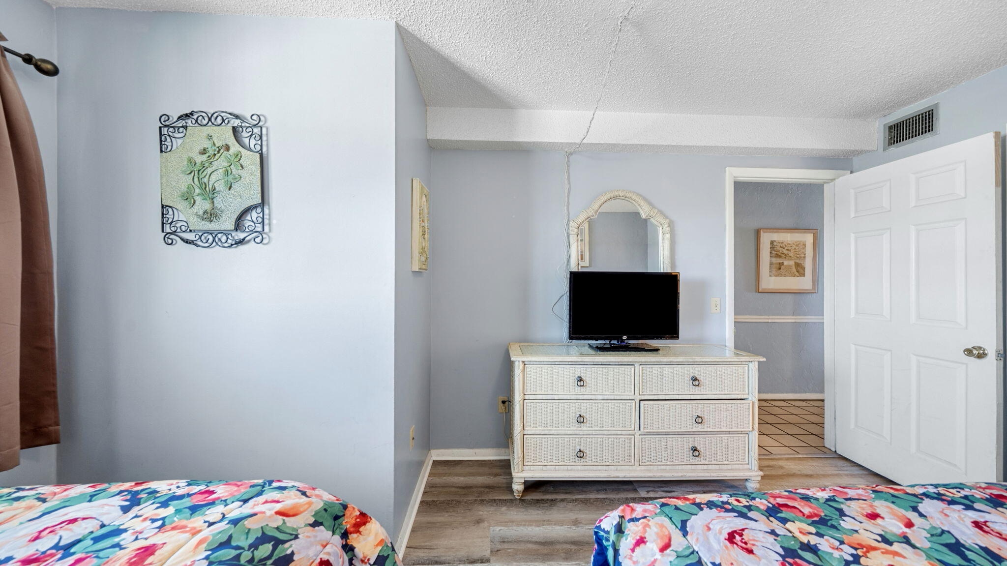 8743 Thomas Drive Panama City Beach FL 32408