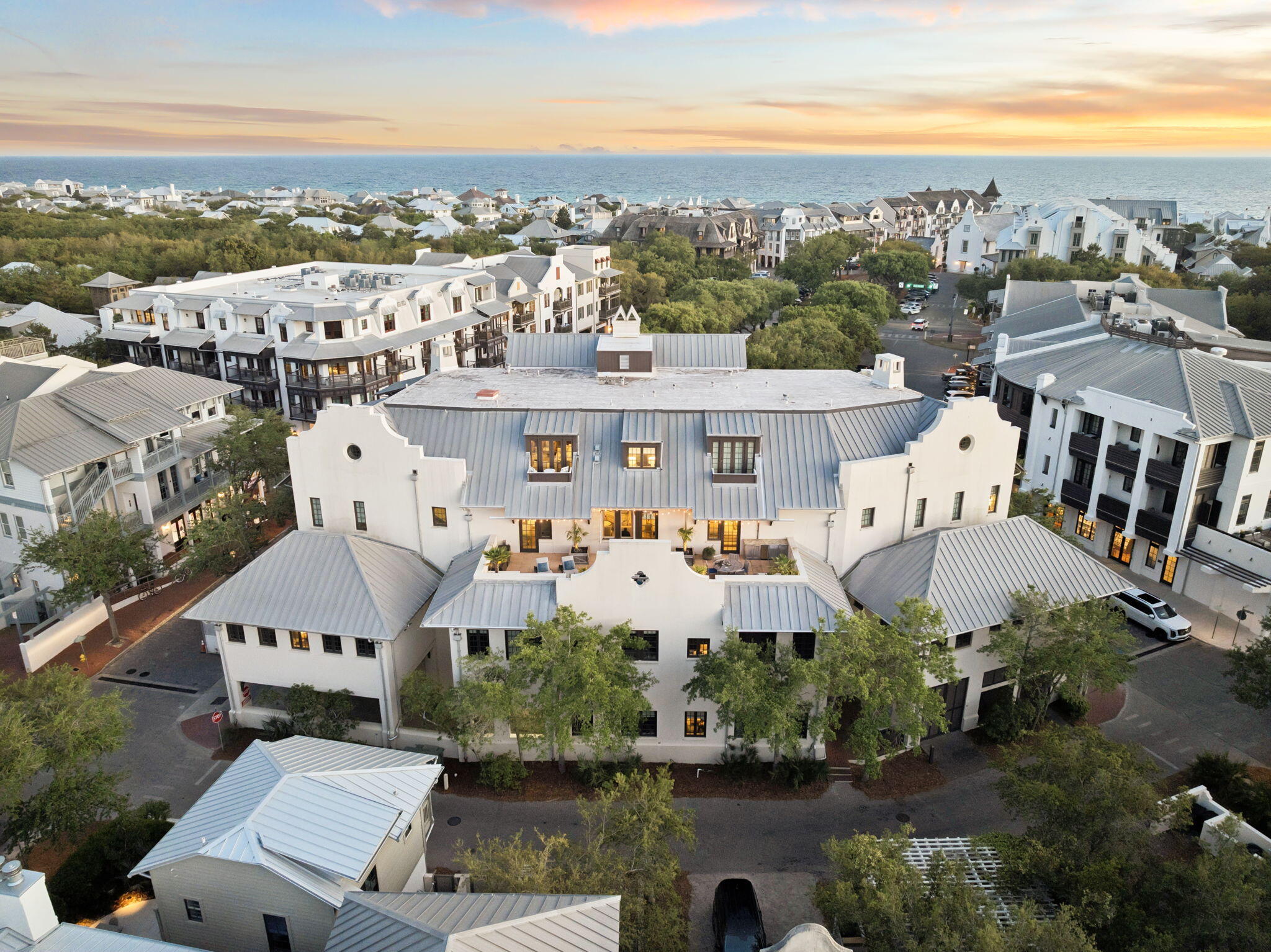 78 N Barrett Square Rosemary Beach FL 32461