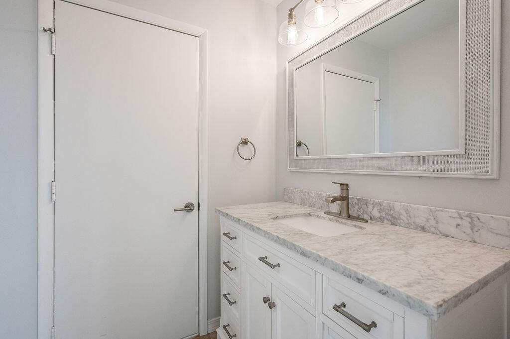 6 Bayshore Point Valparaiso FL 32580