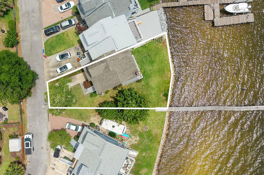 6 Bayshore Point Valparaiso FL 32580