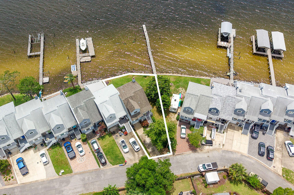 6 Bayshore Point Valparaiso FL 32580