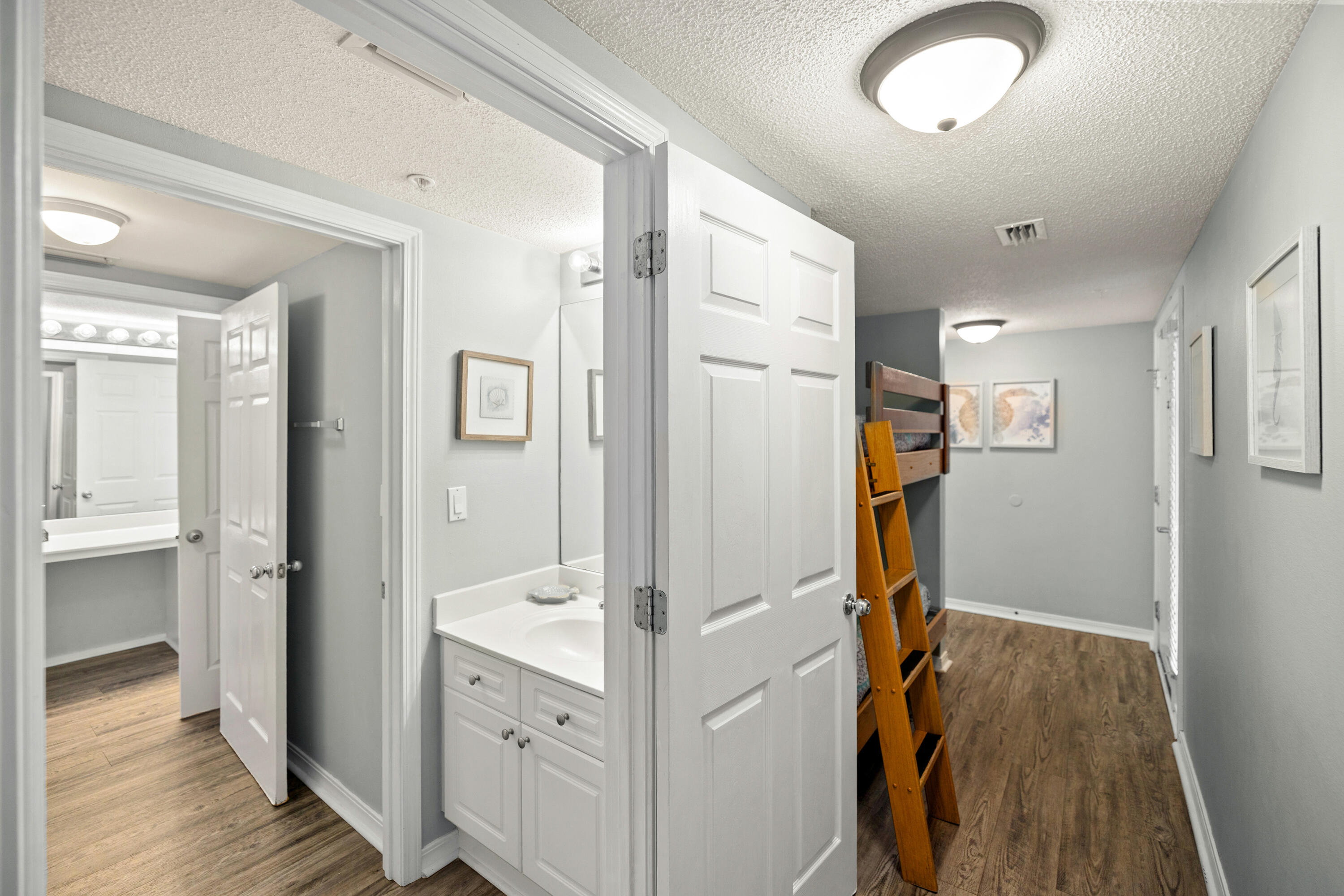 520 Santa Rosa Boulevard Fort Walton Beach FL 32548