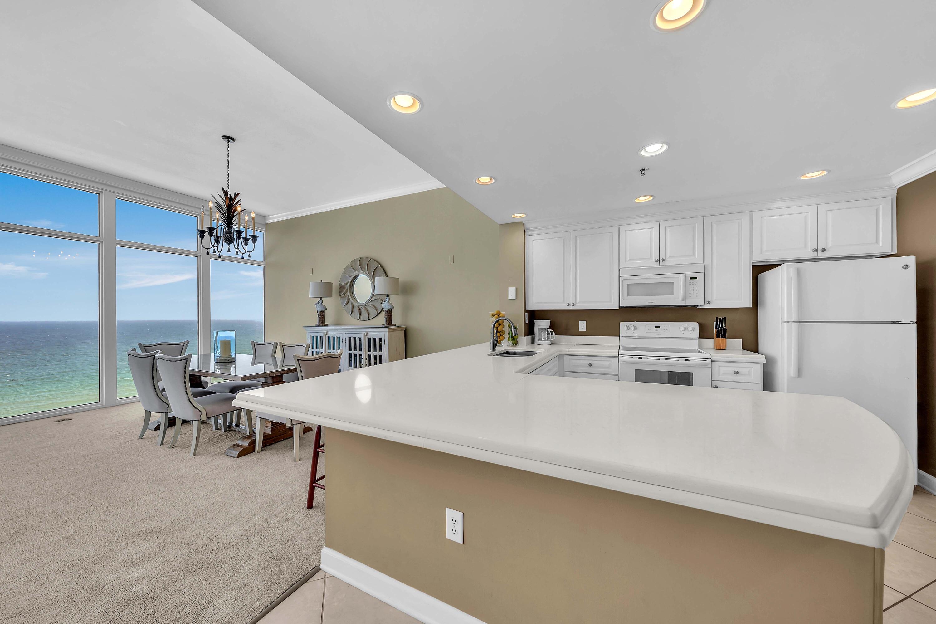 6627 Thomas Drive Panama City Beach FL 32408