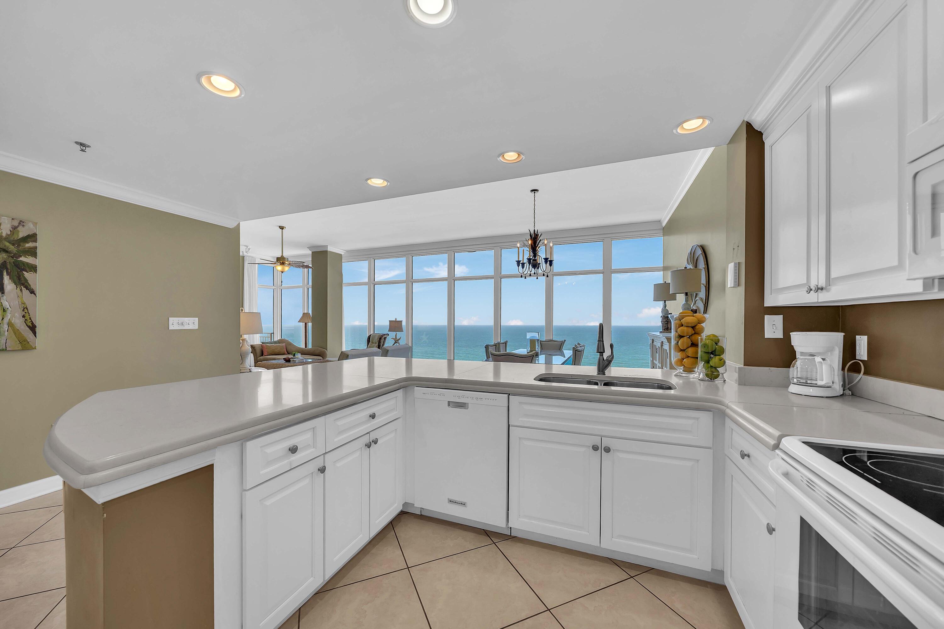 6627 Thomas Drive Panama City Beach FL 32408