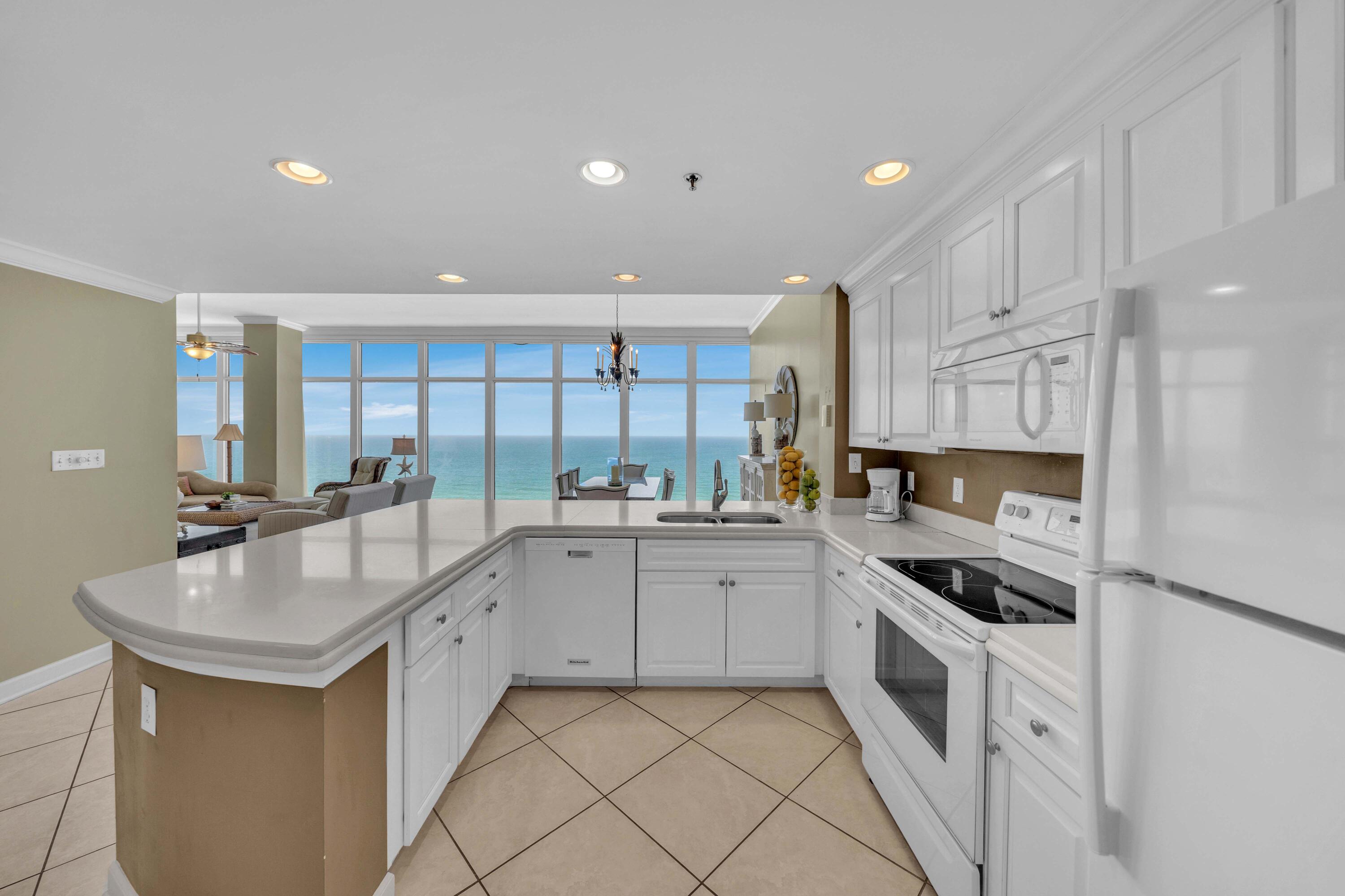 6627 Thomas Drive Panama City Beach FL 32408