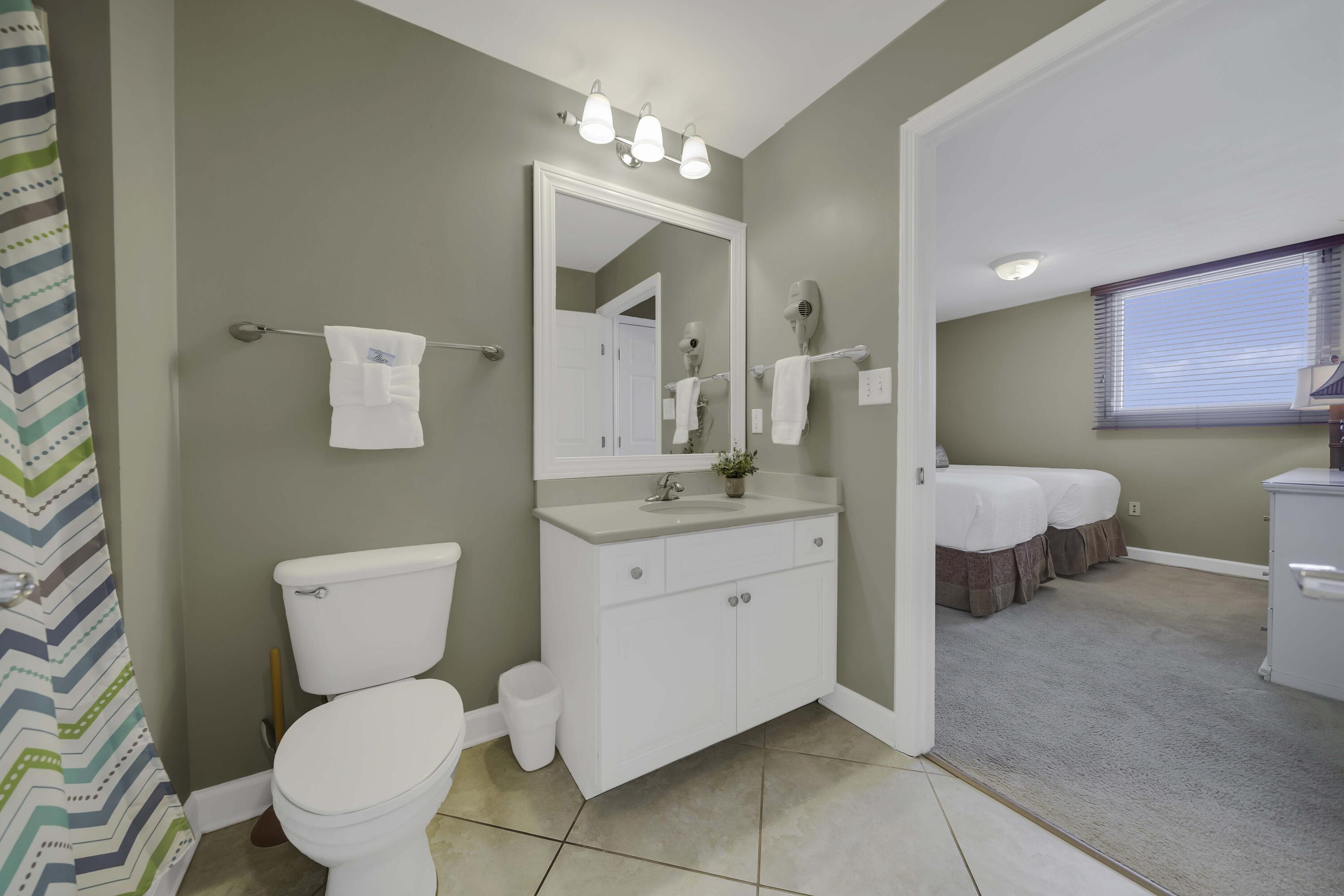 6627 Thomas Drive Panama City Beach FL 32408