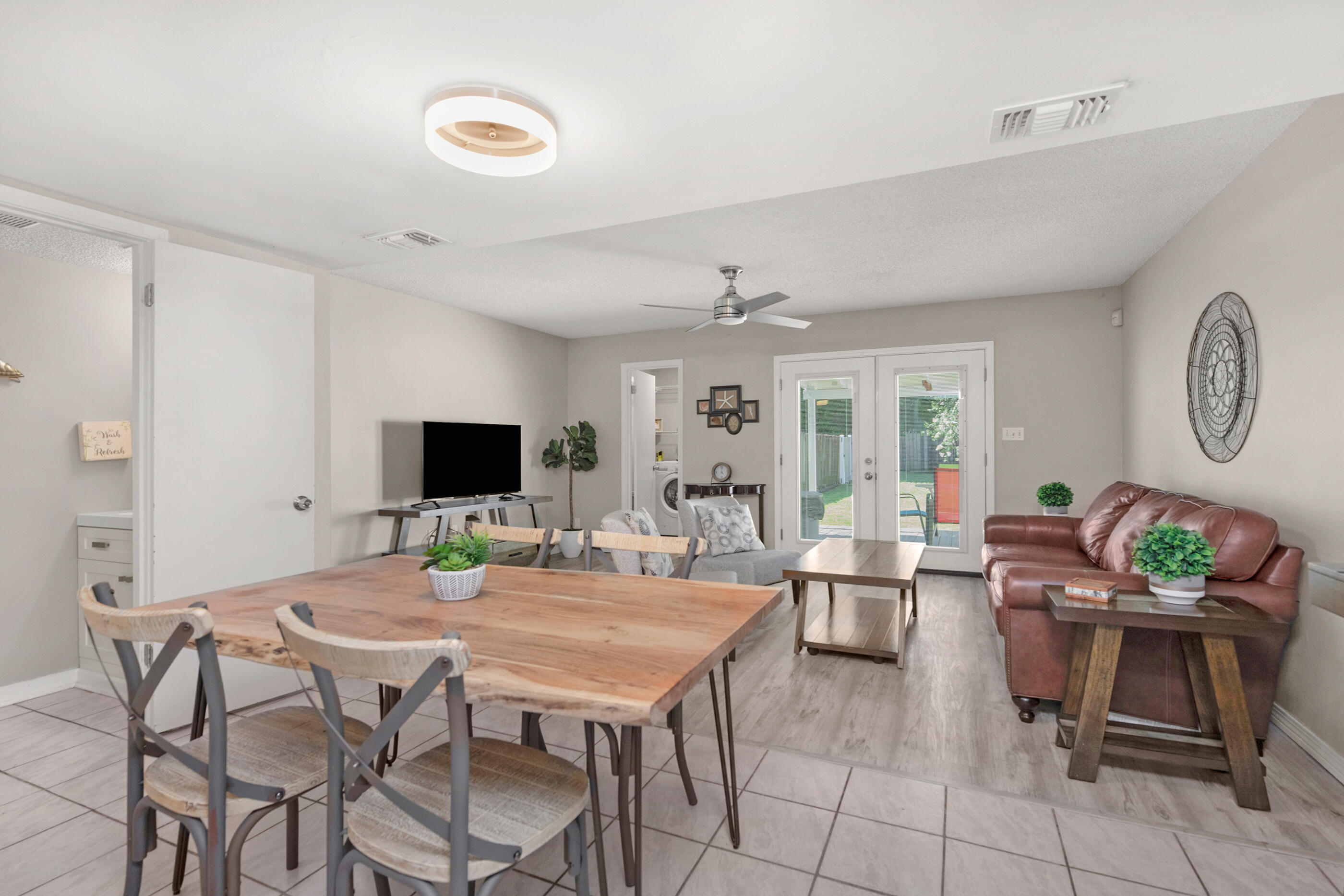 4 NW Cinderella Lane Fort Walton Beach FL 32547