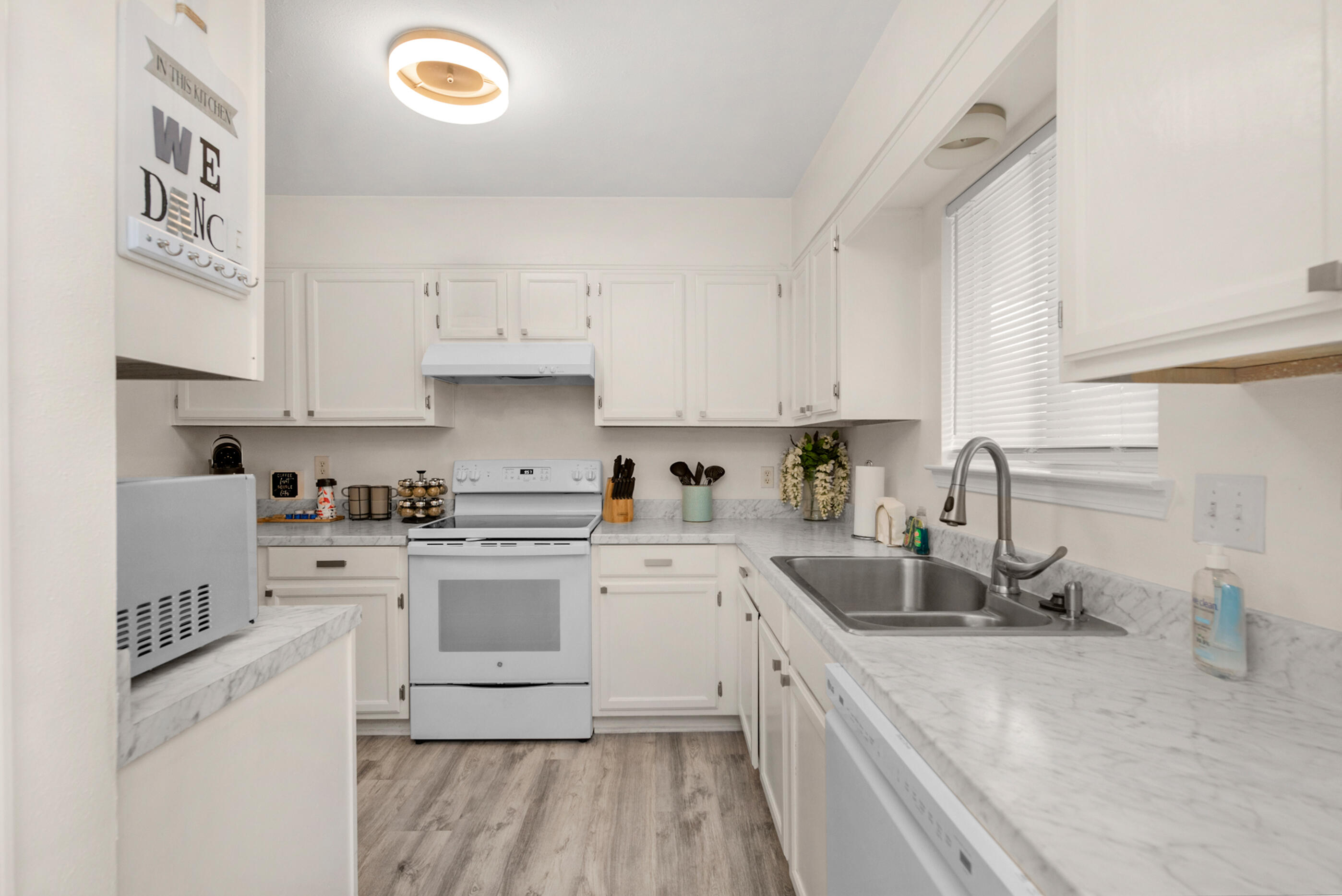 4 NW Cinderella Lane Fort Walton Beach FL 32547