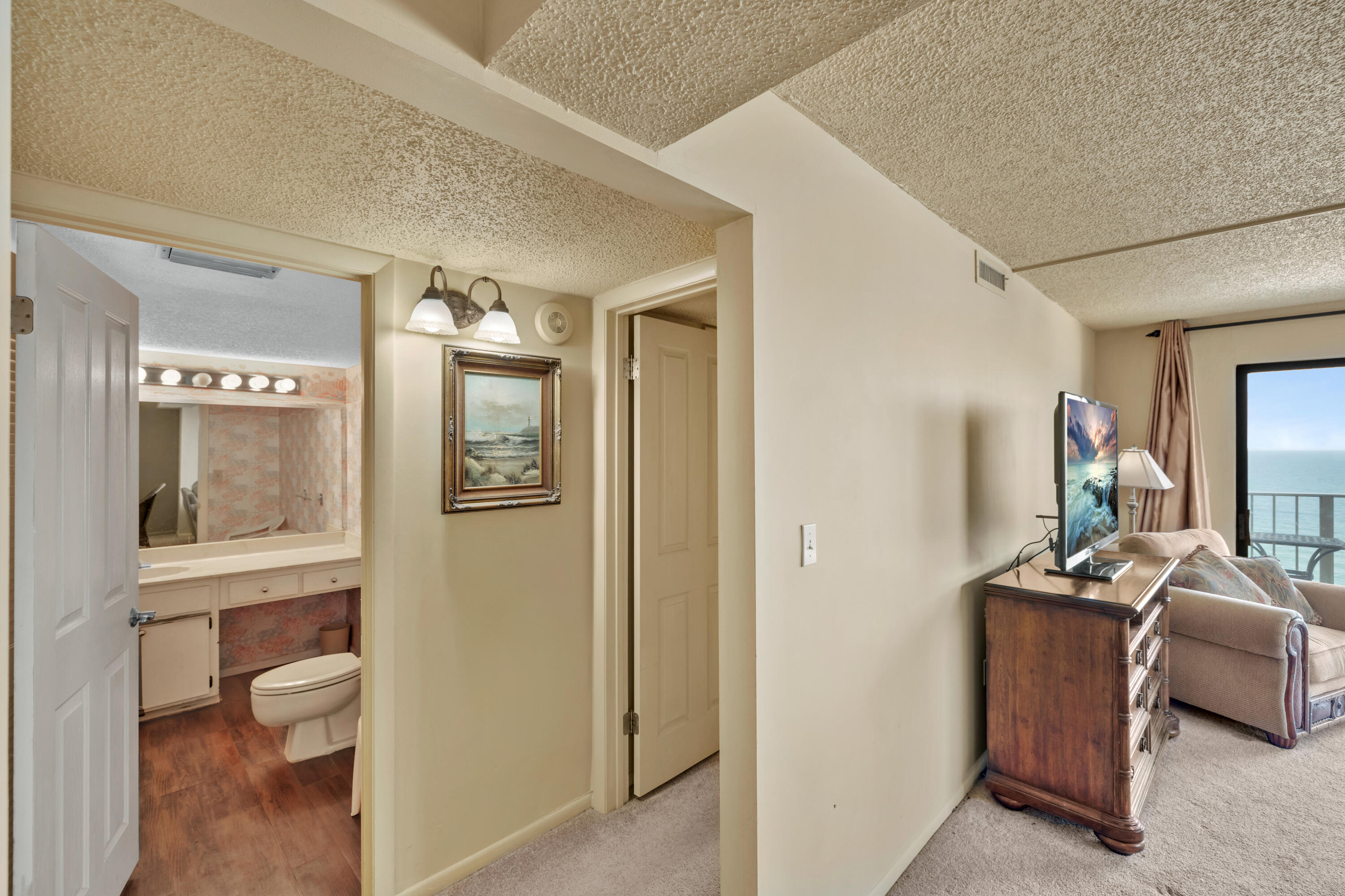 5801 Thomas Drive Panama City Beach FL 32408