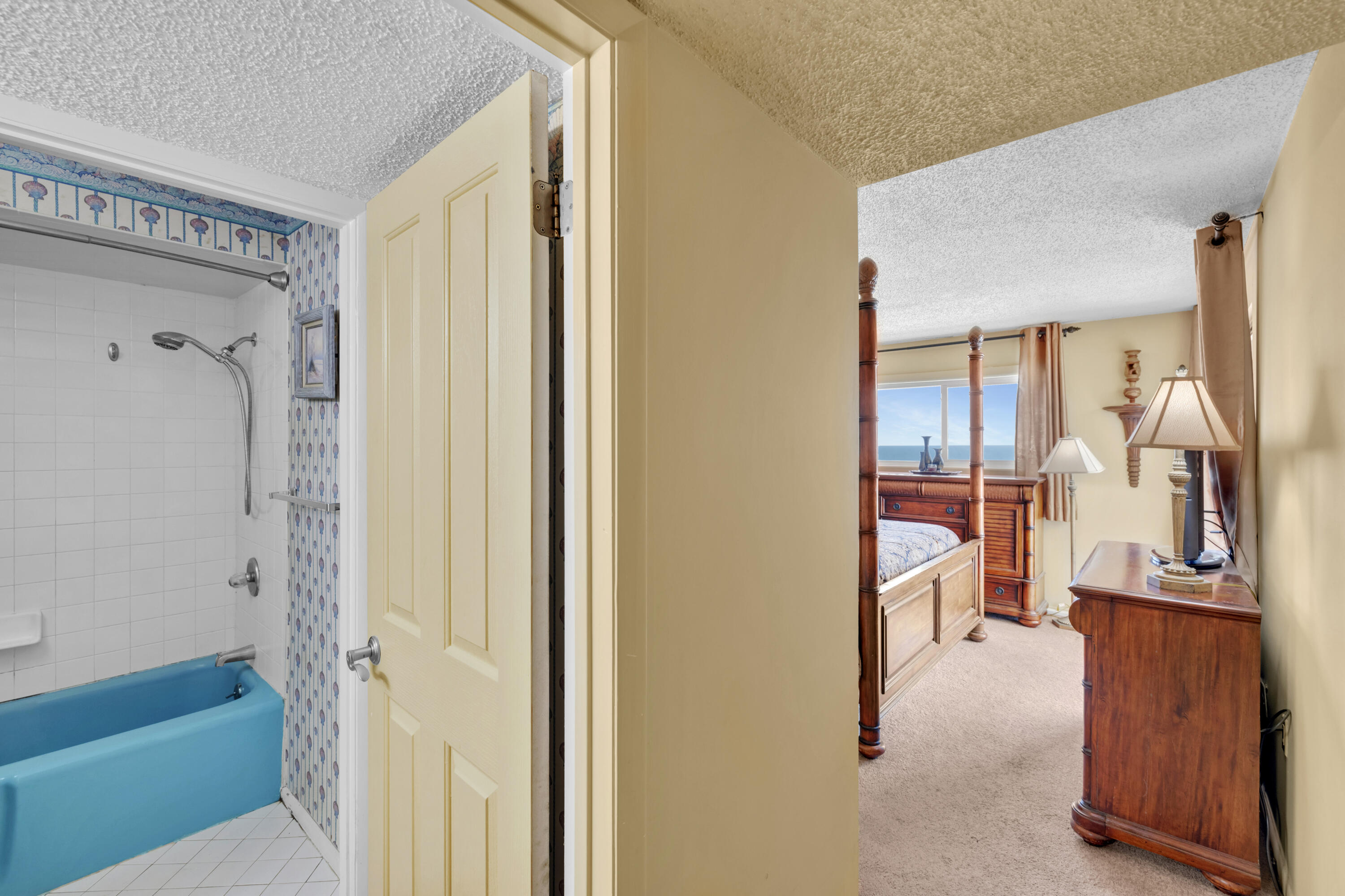 5801 Thomas Drive Panama City Beach FL 32408