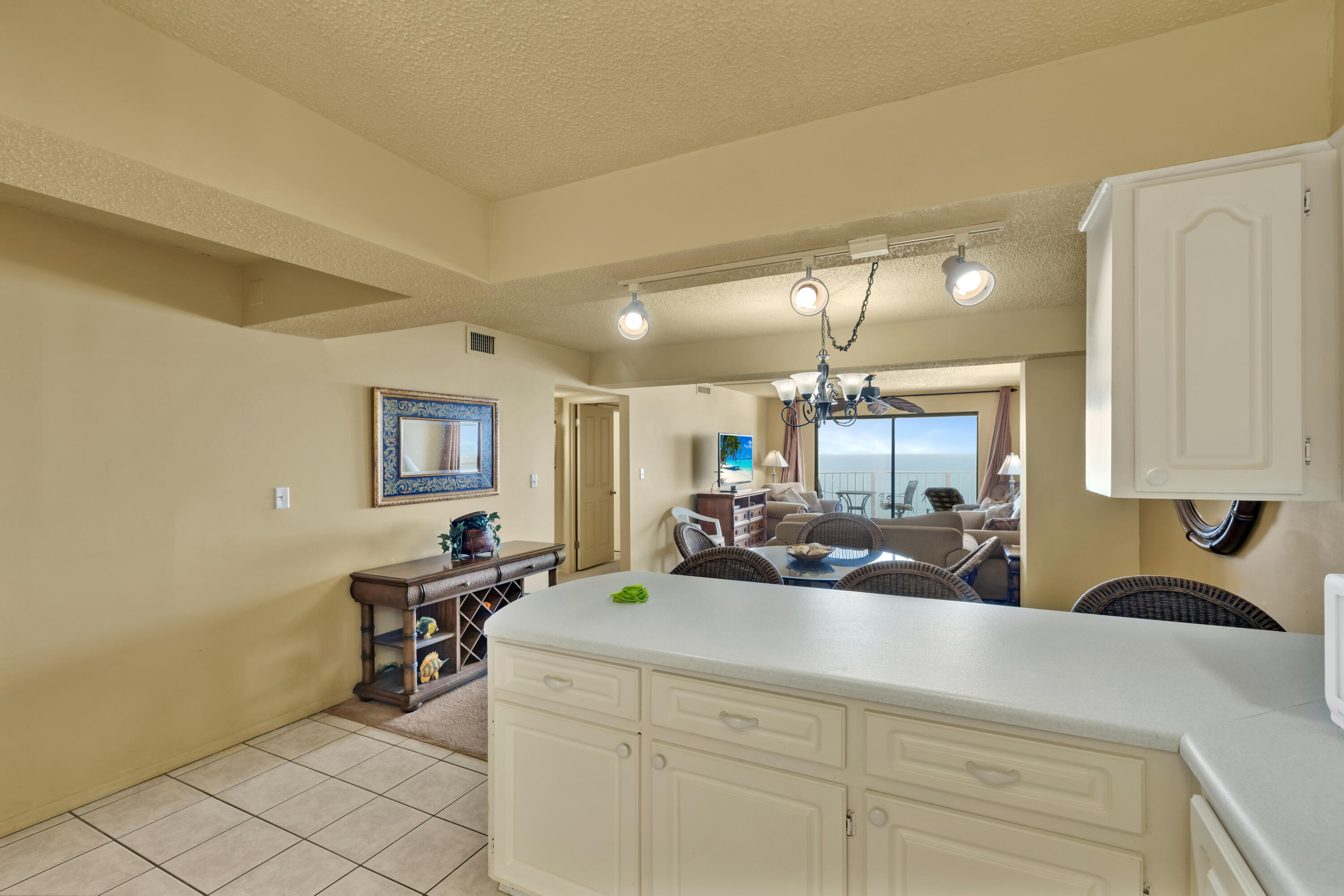5801 Thomas Drive Panama City Beach FL 32408