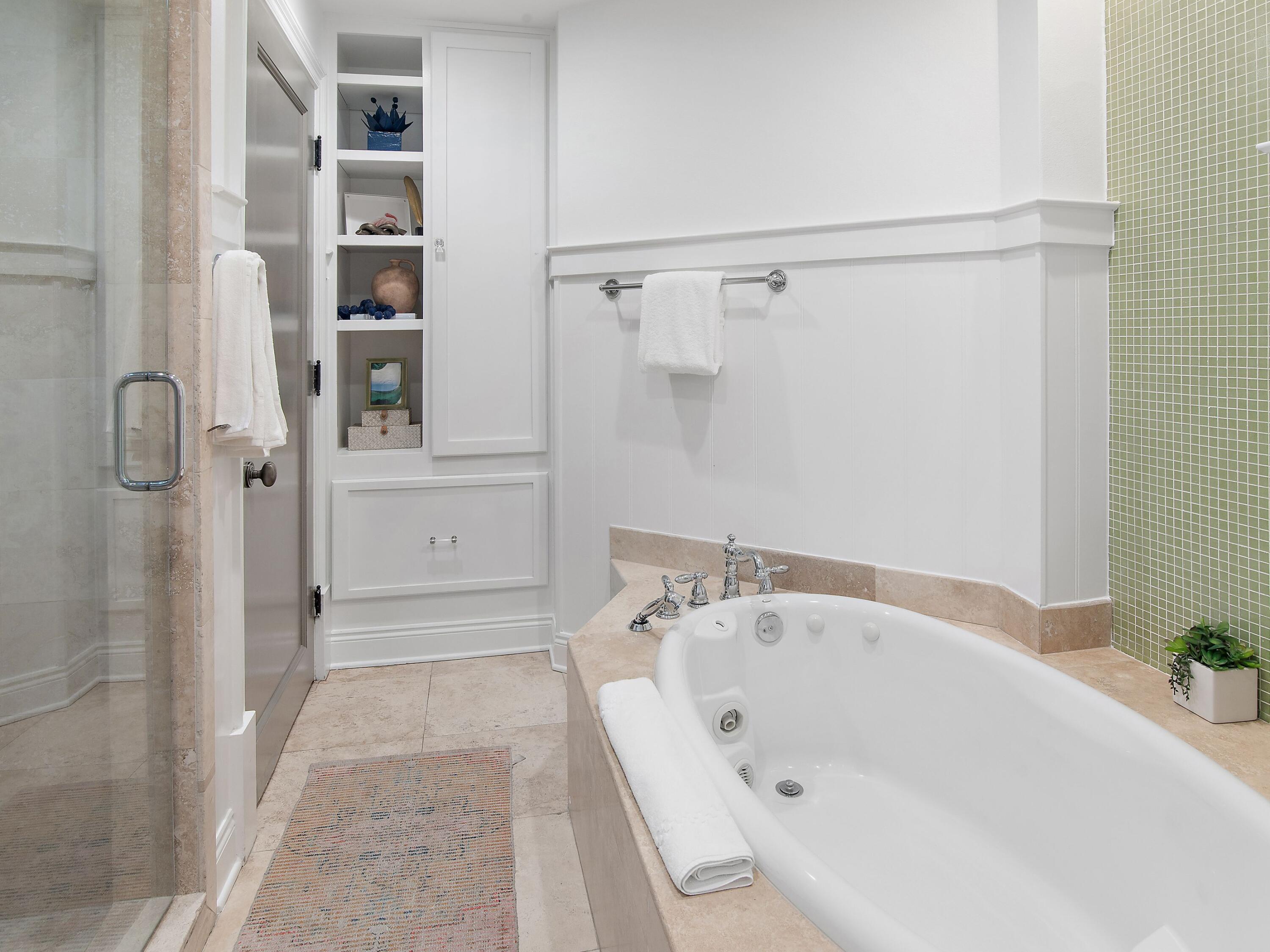 34 N Barrett Square Rosemary Beach FL 32461