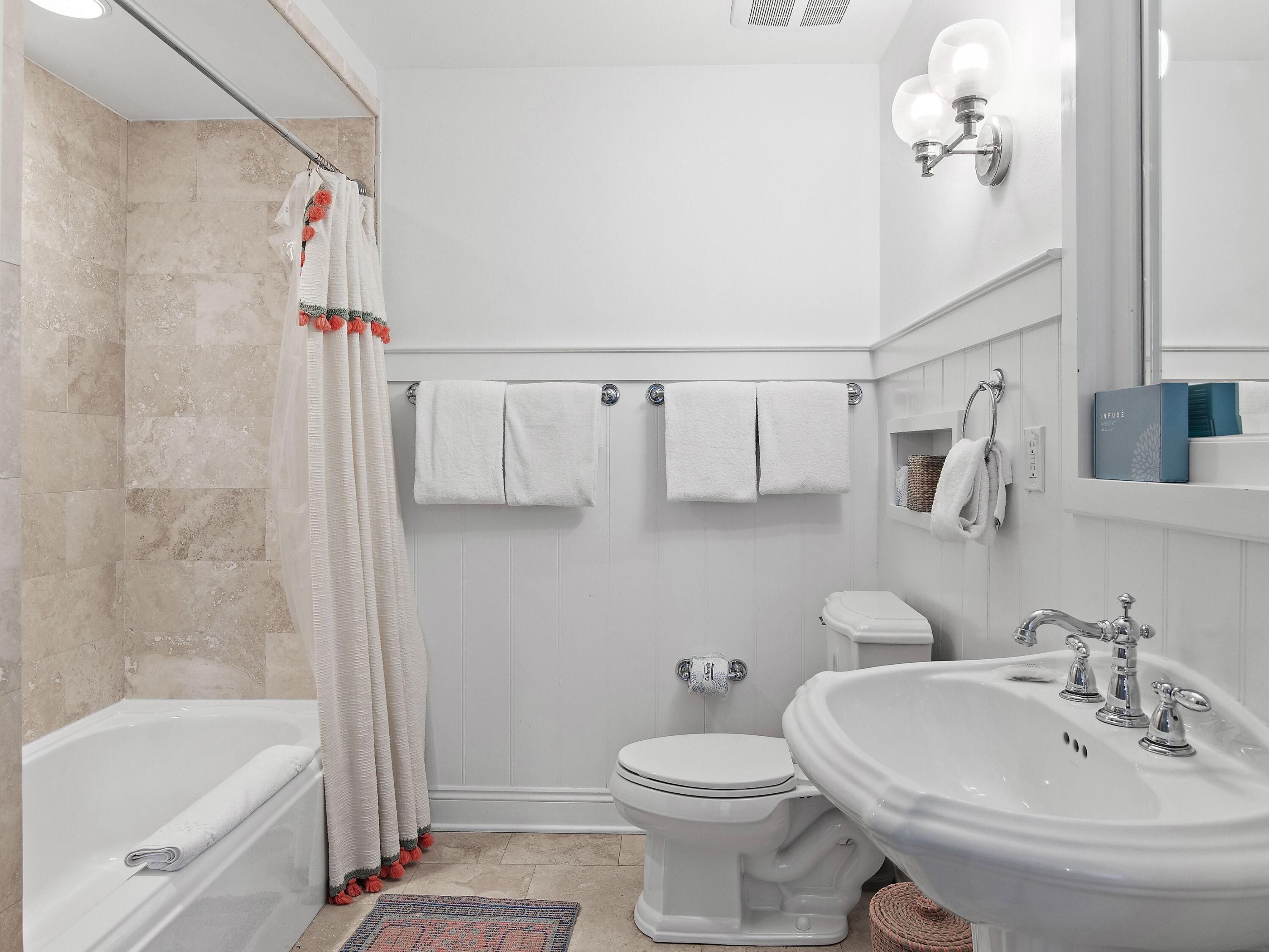 34 N Barrett Square Rosemary Beach FL 32461