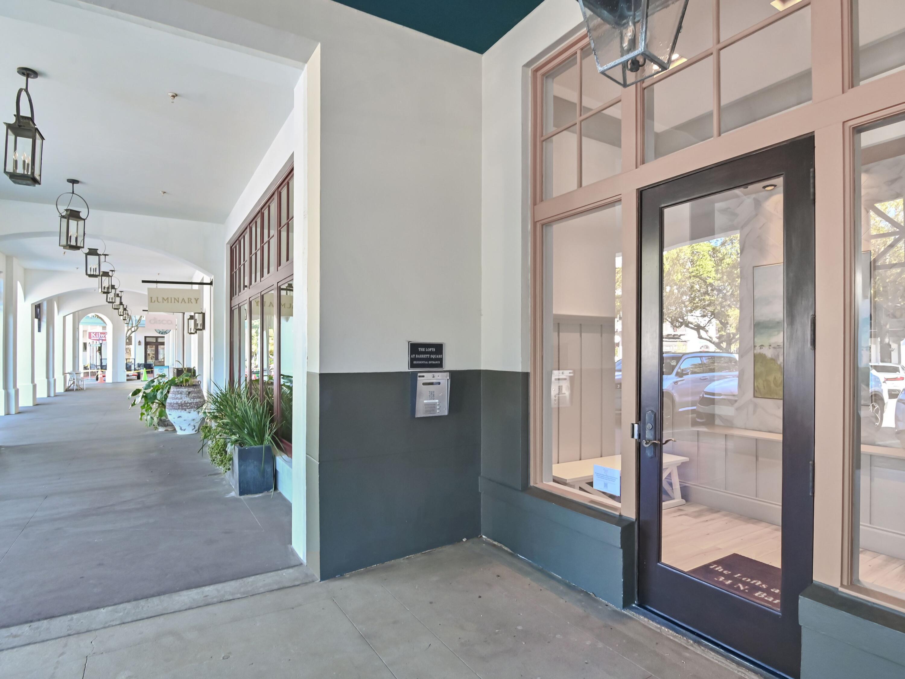 34 N Barrett Square Rosemary Beach FL 32461