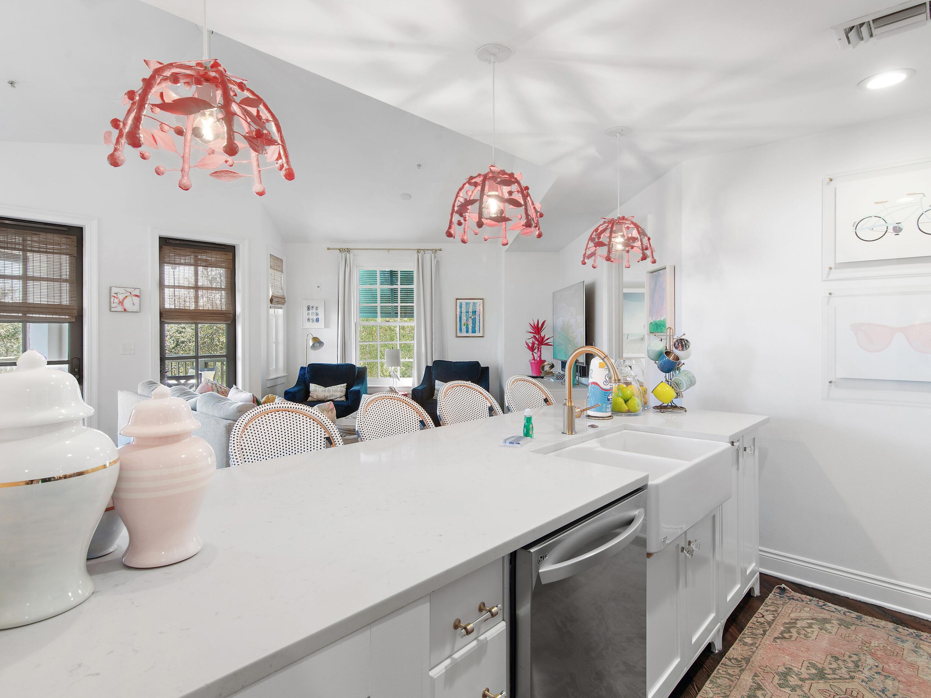 34 N Barrett Square Rosemary Beach FL 32461
