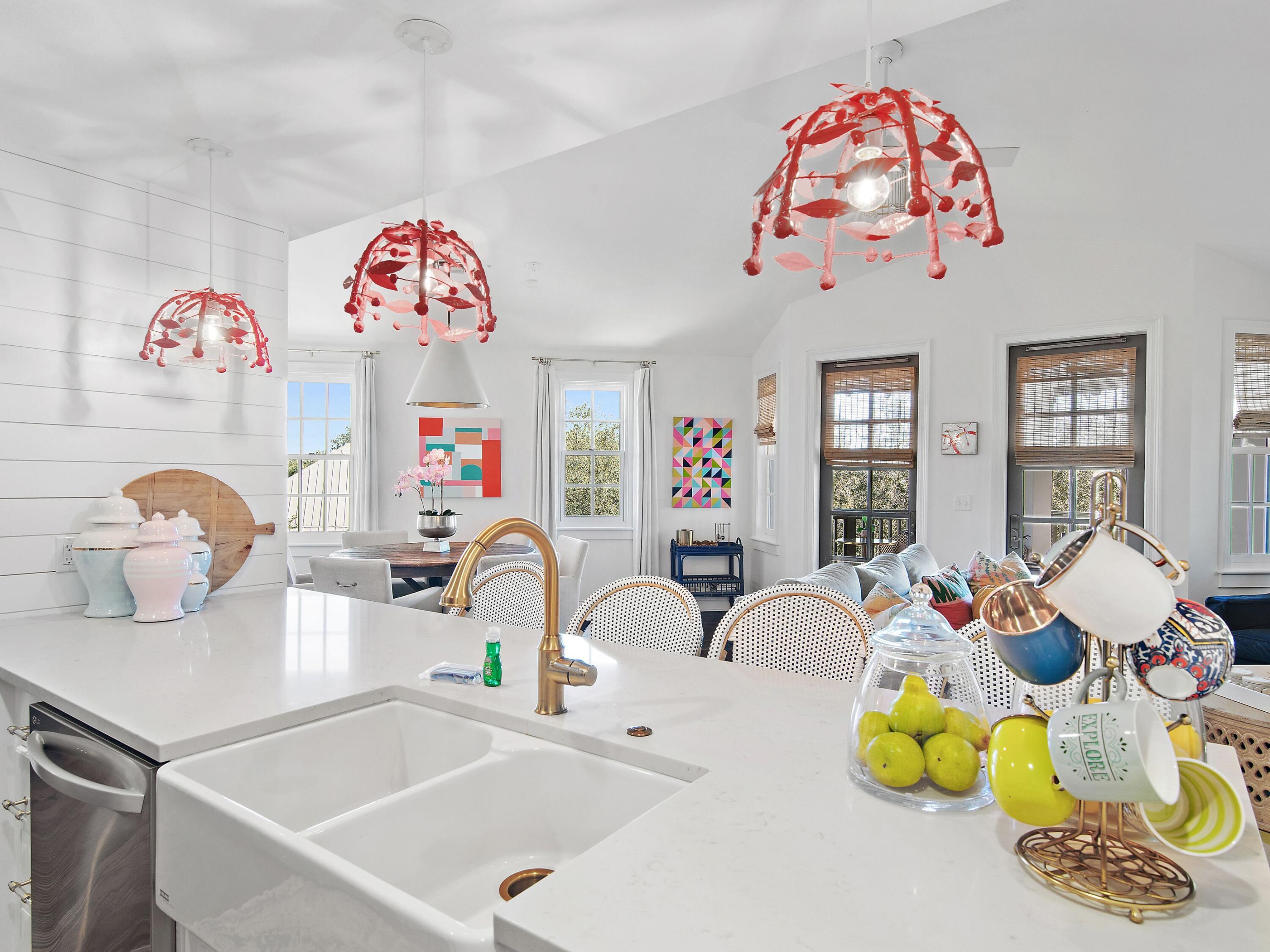 34 N Barrett Square Rosemary Beach FL 32461