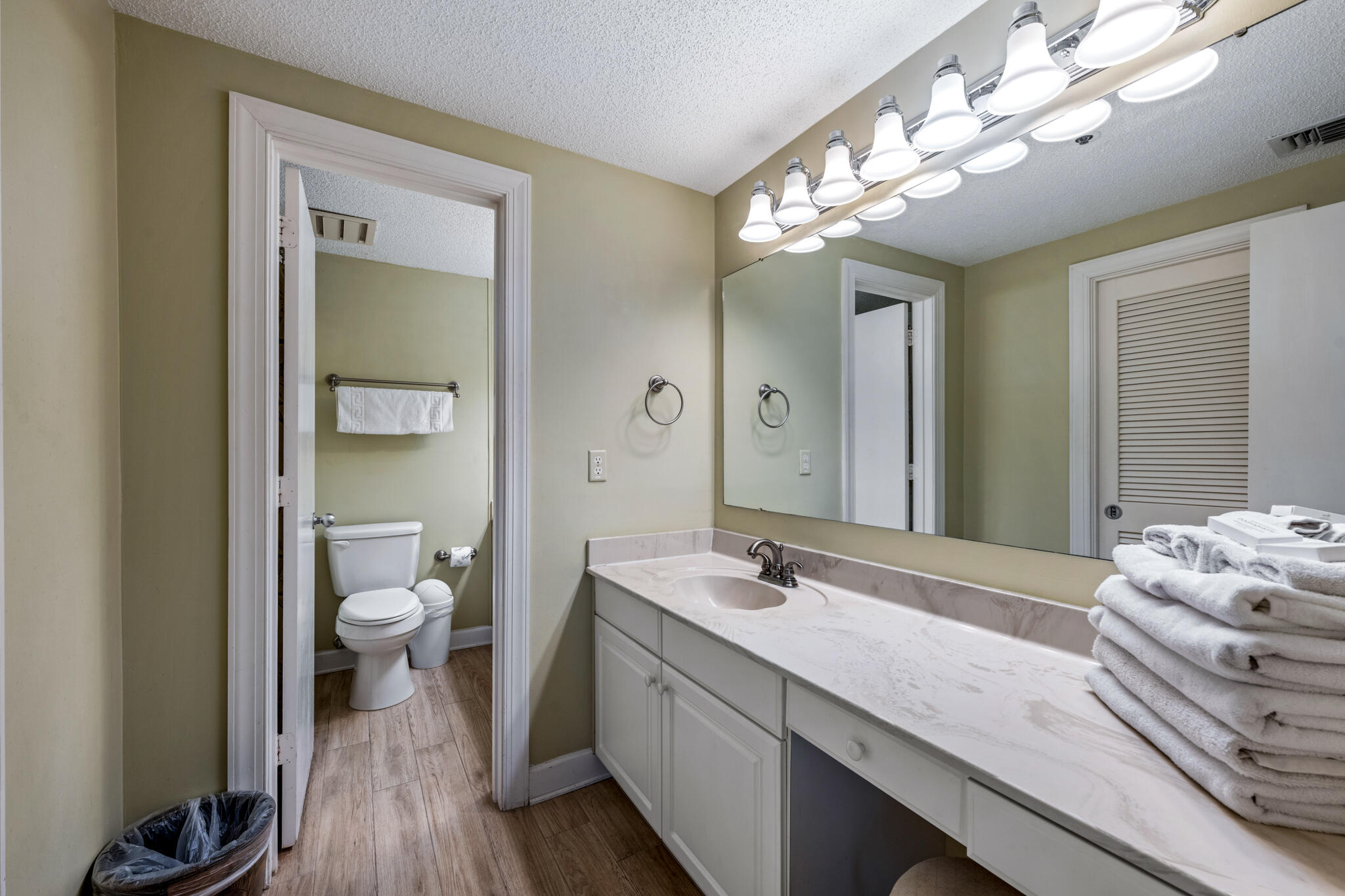 8271 Gulf Boulevard Navarre FL 32566