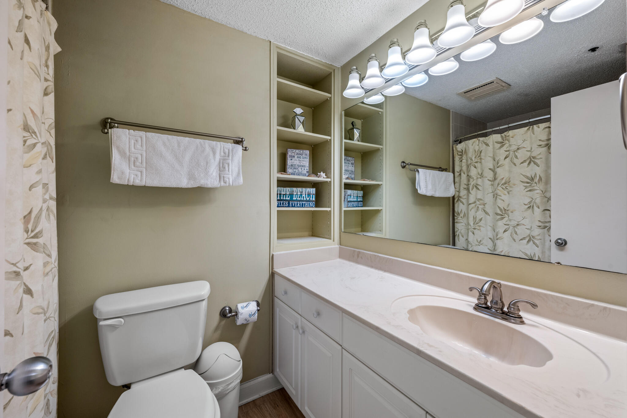 8271 Gulf Boulevard Navarre FL 32566