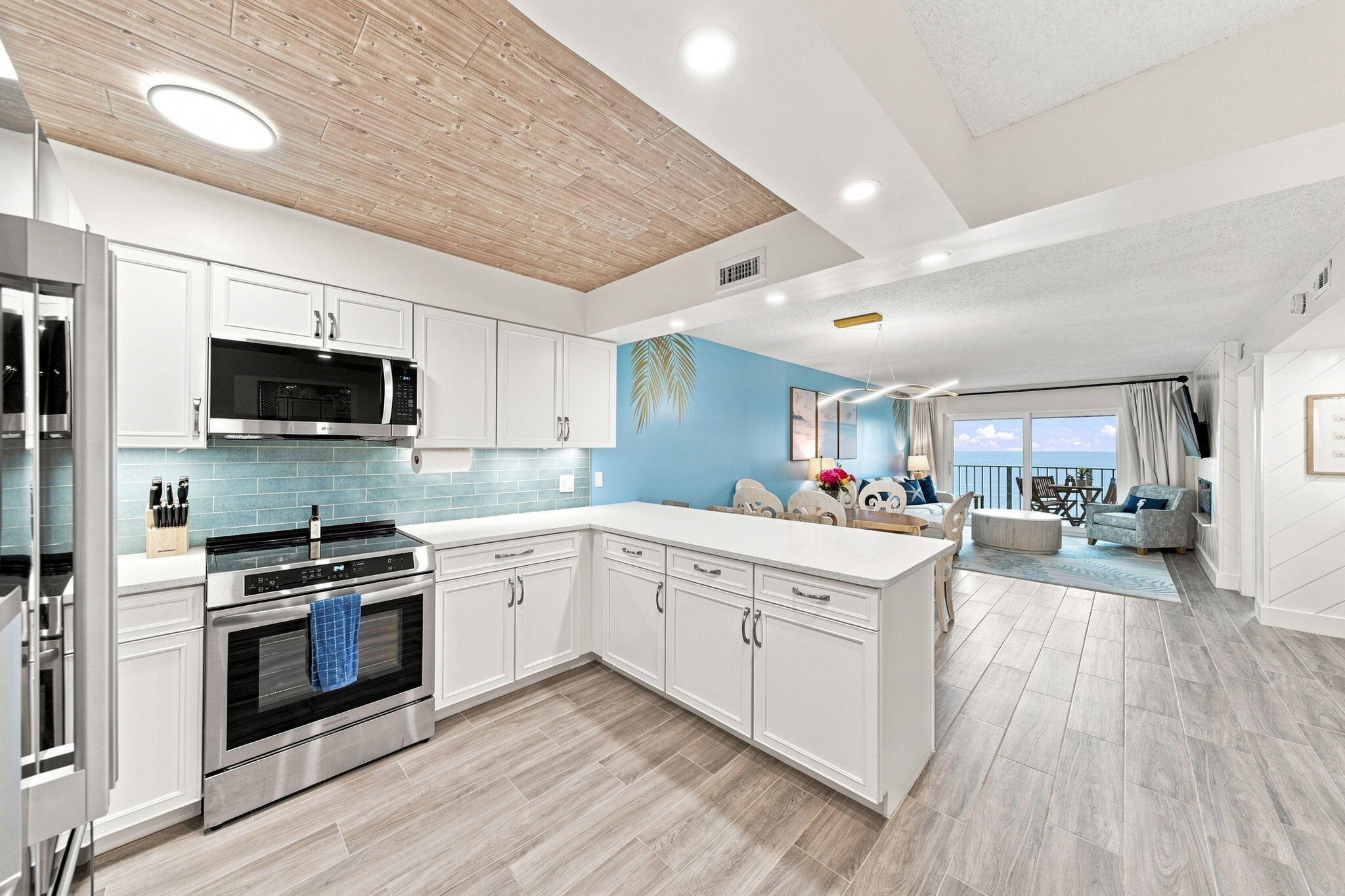 5801 Thomas Drive Panama City Beach FL 32408