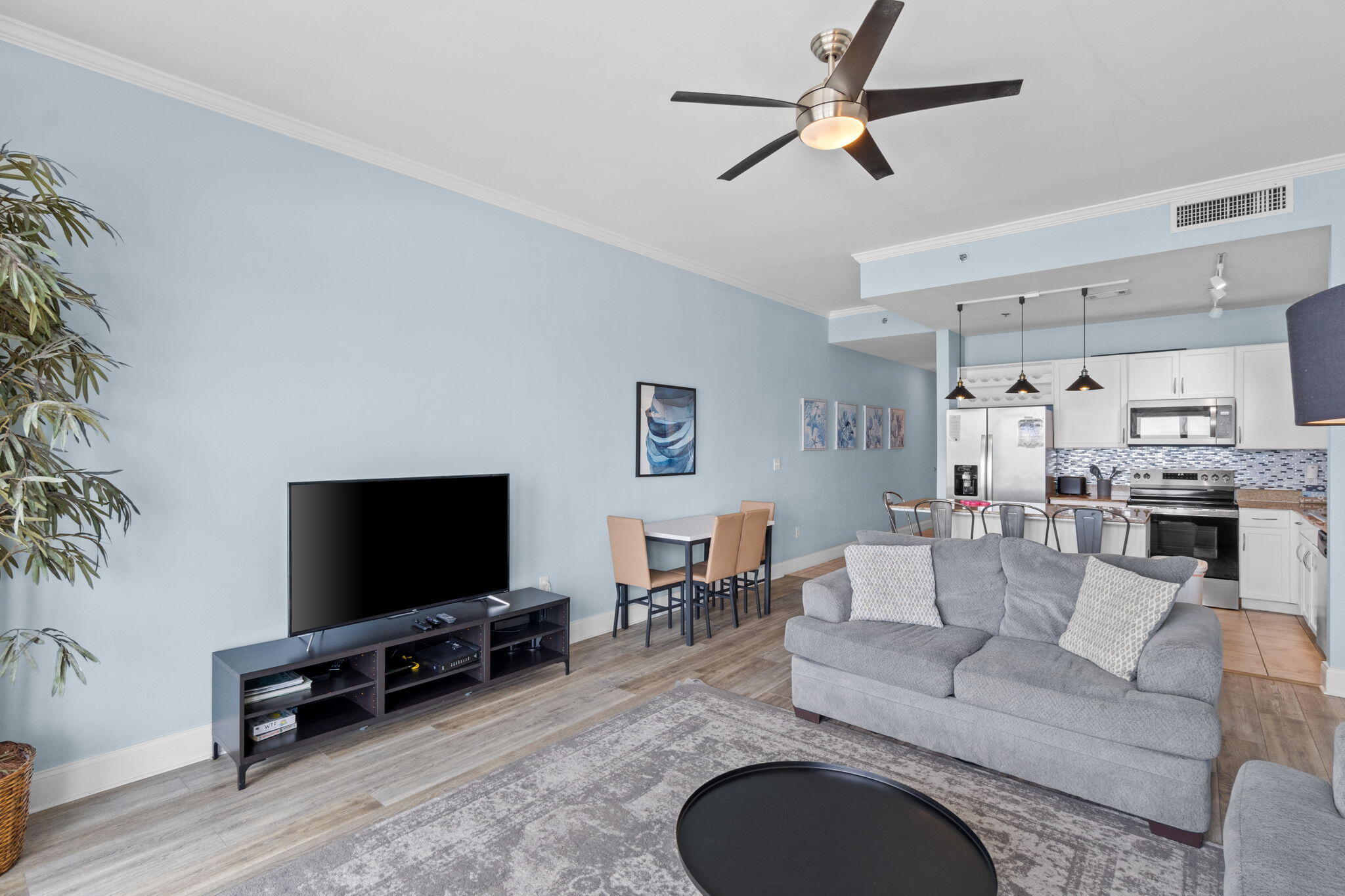 9860 S Thomas Drive Panama City Beach FL 32408
