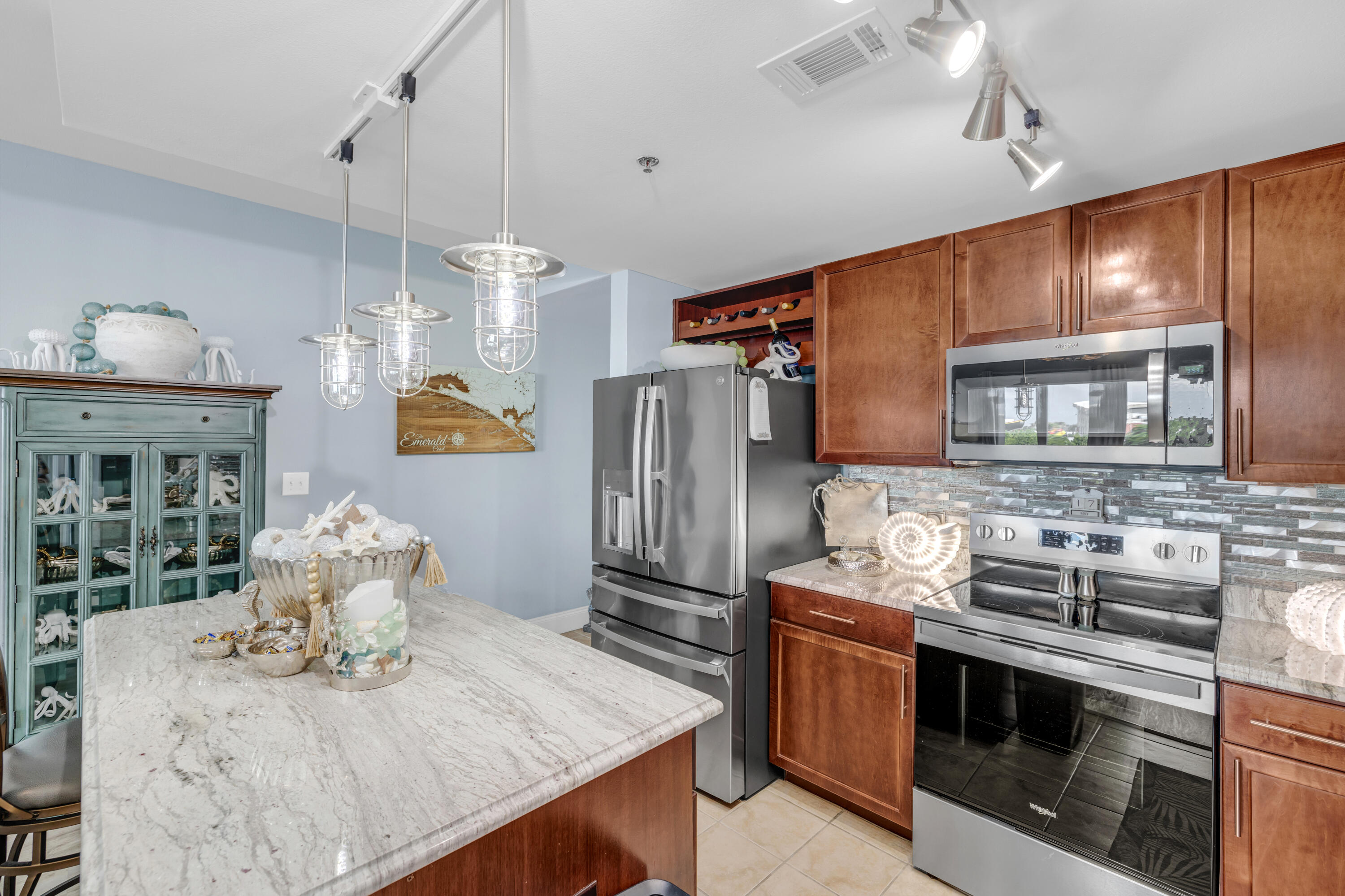9860 S Thomas Drive Panama City Beach FL 32408
