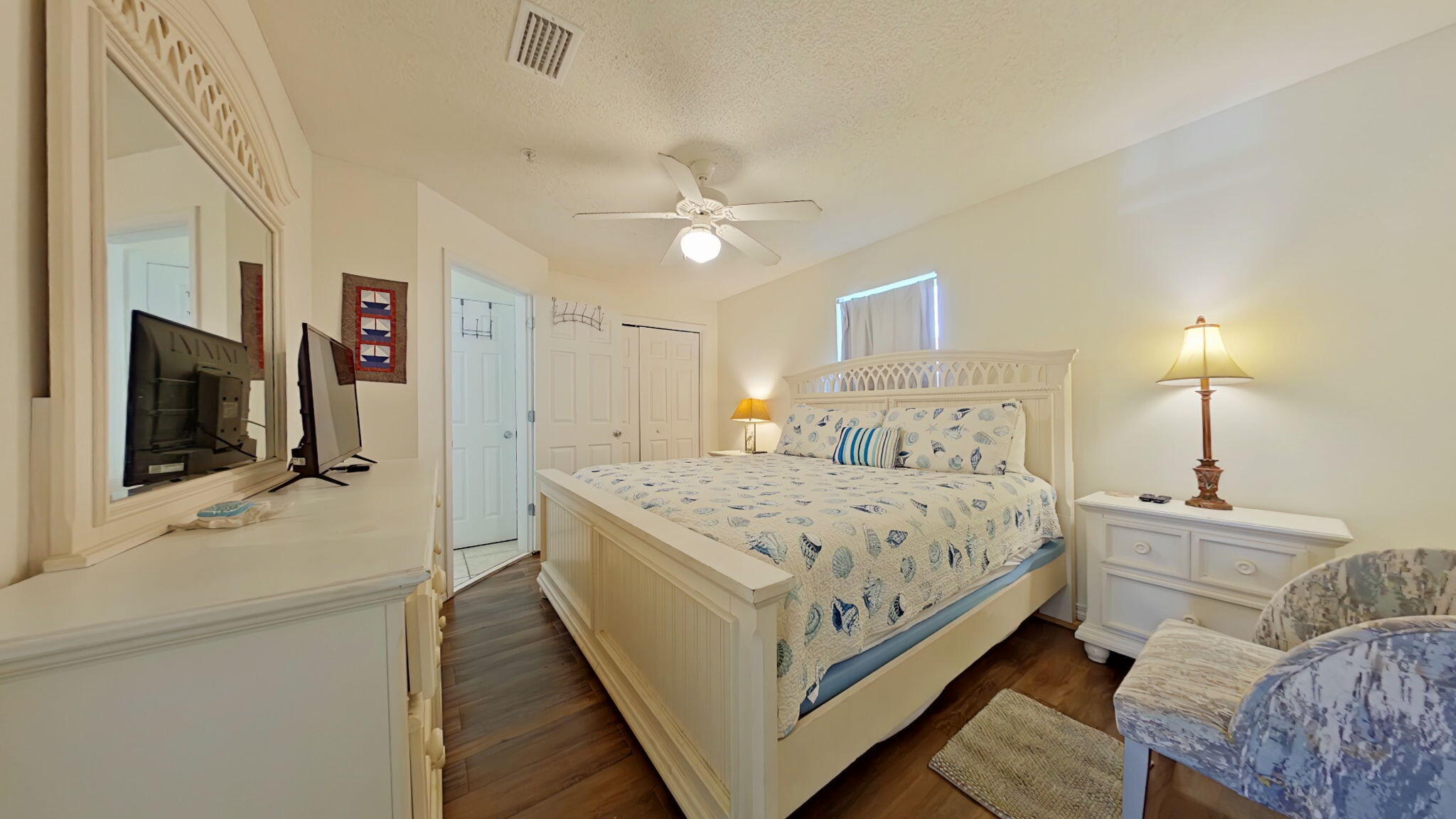 8436 Gulf Boulevard Navarre FL 32566