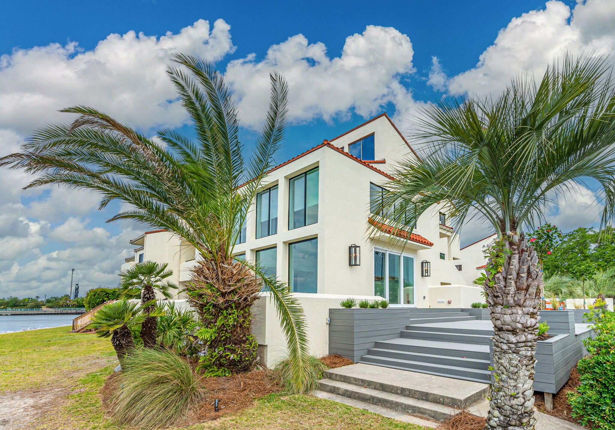 1 Port Royal Way Pensacola FL 32502