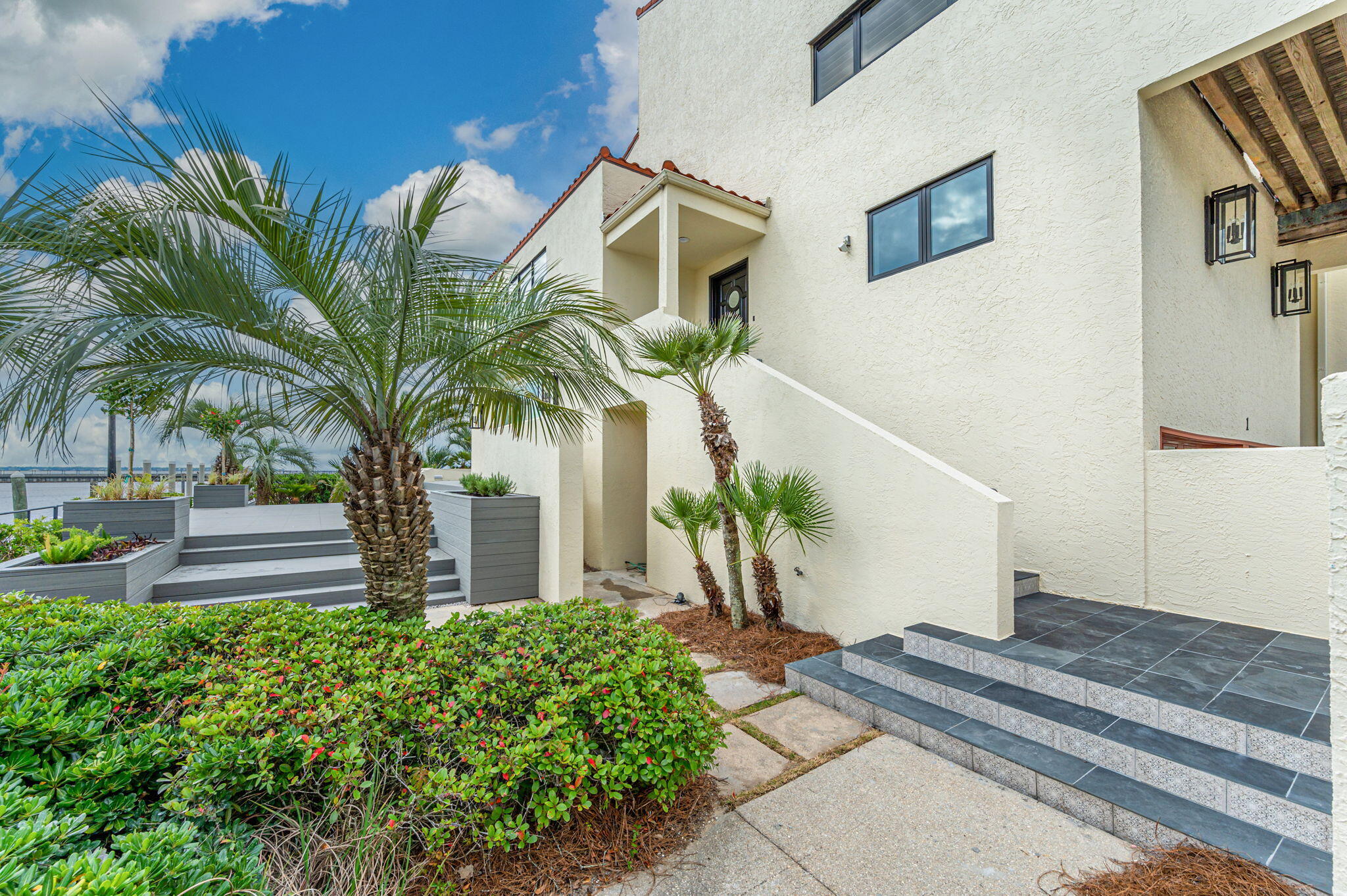 1 Port Royal Way Pensacola FL 32502