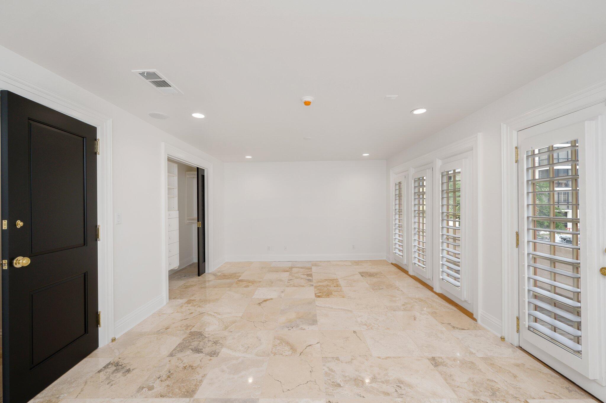 1 Port Royal Way Pensacola FL 32502