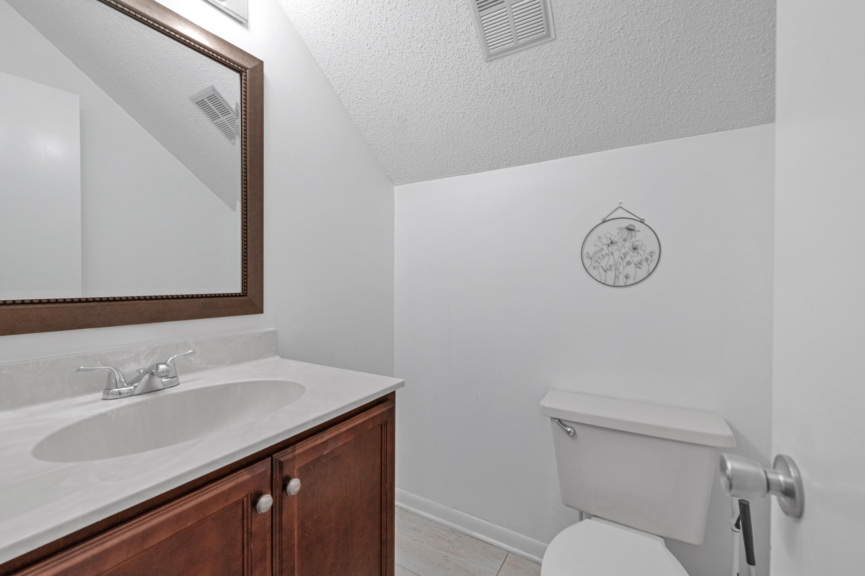 1221 Oakmont Drive Niceville FL 32578