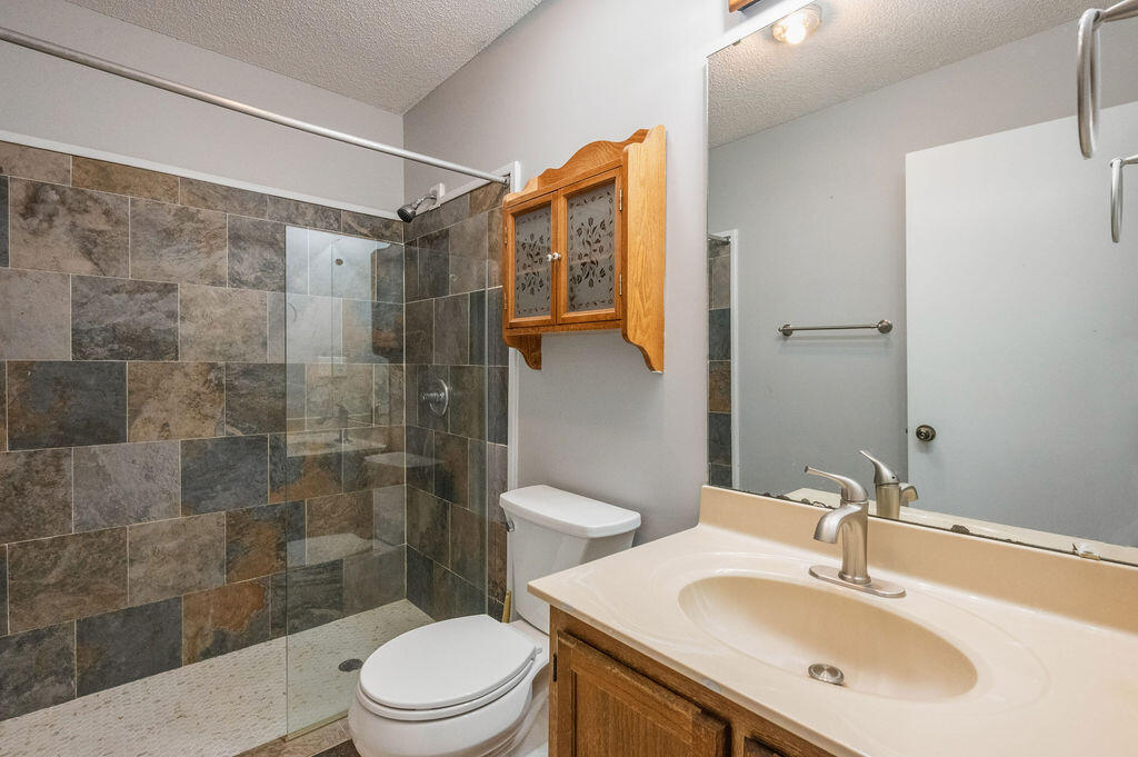 82 Hidden Cove Court Valparaiso FL 32580