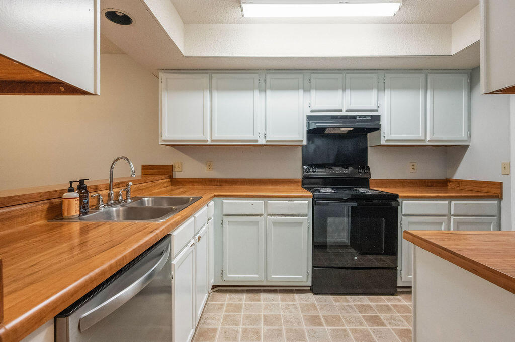 82 Hidden Cove Court Valparaiso FL 32580