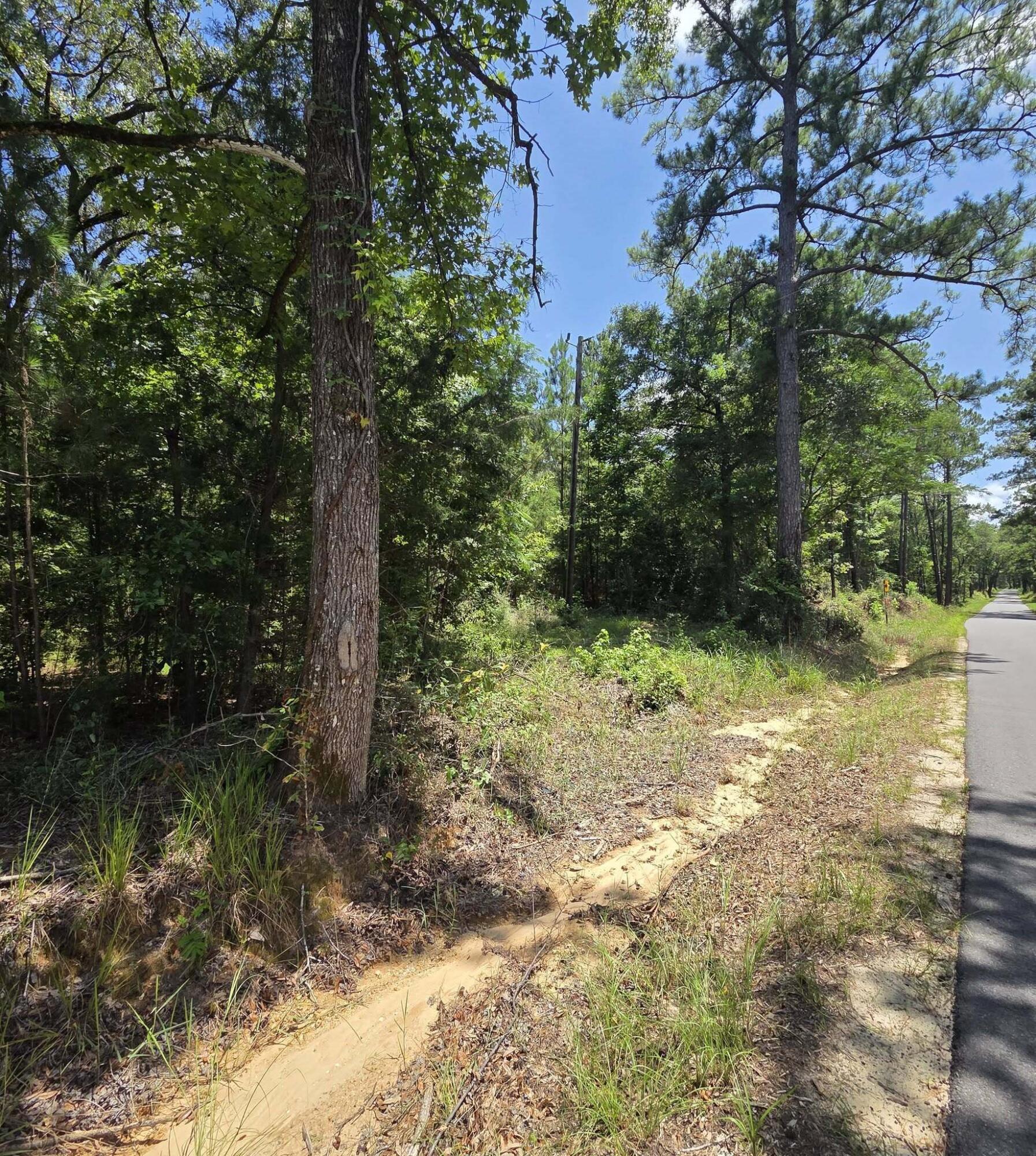 3389 Gainer Road Chipley FL 32428