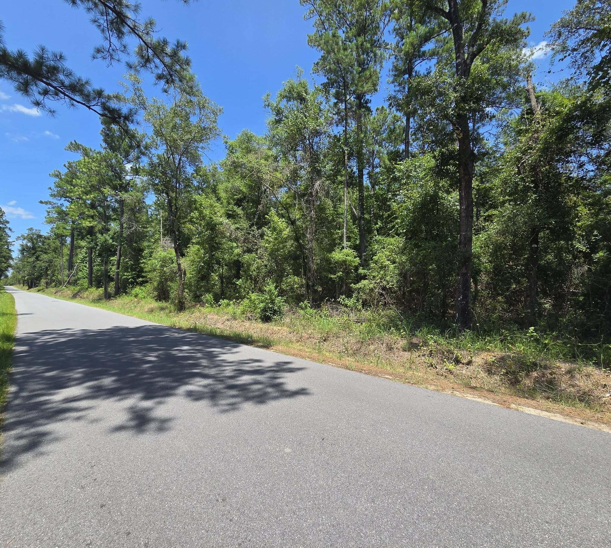 3389 Gainer Road Chipley FL 32428