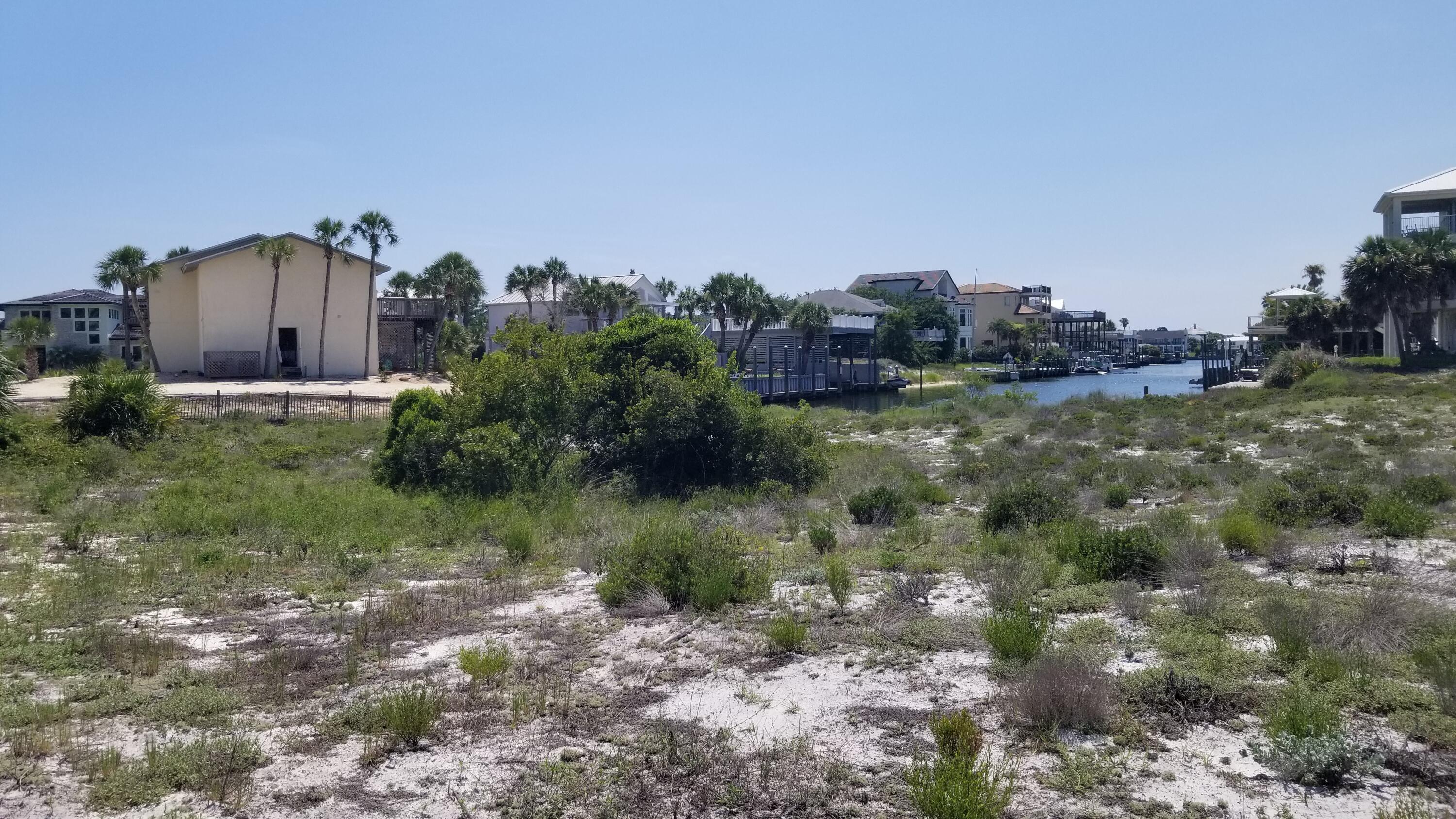 626 Lagoon Drive Destin FL 32541