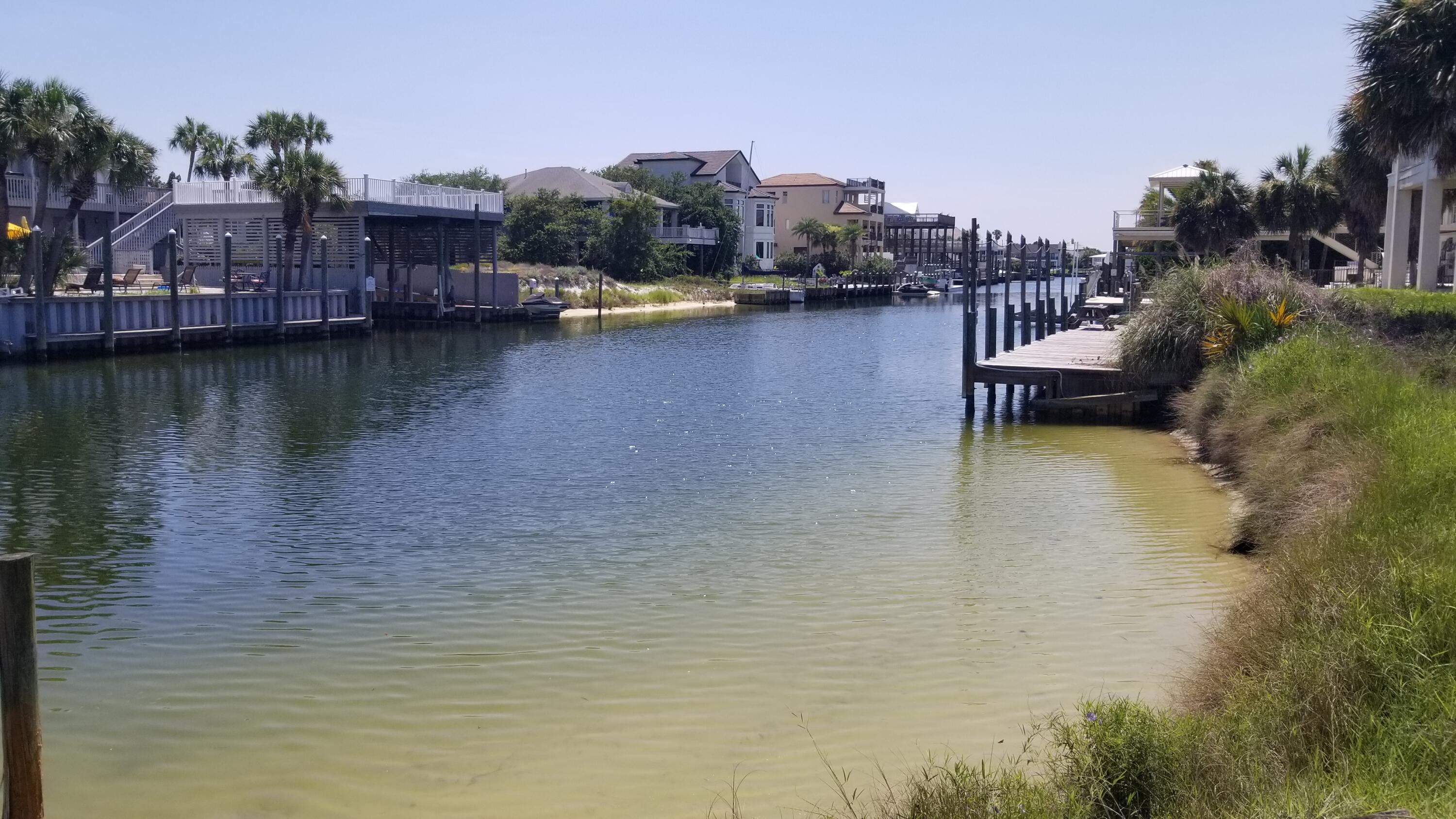 626 Lagoon Drive Destin FL 32541