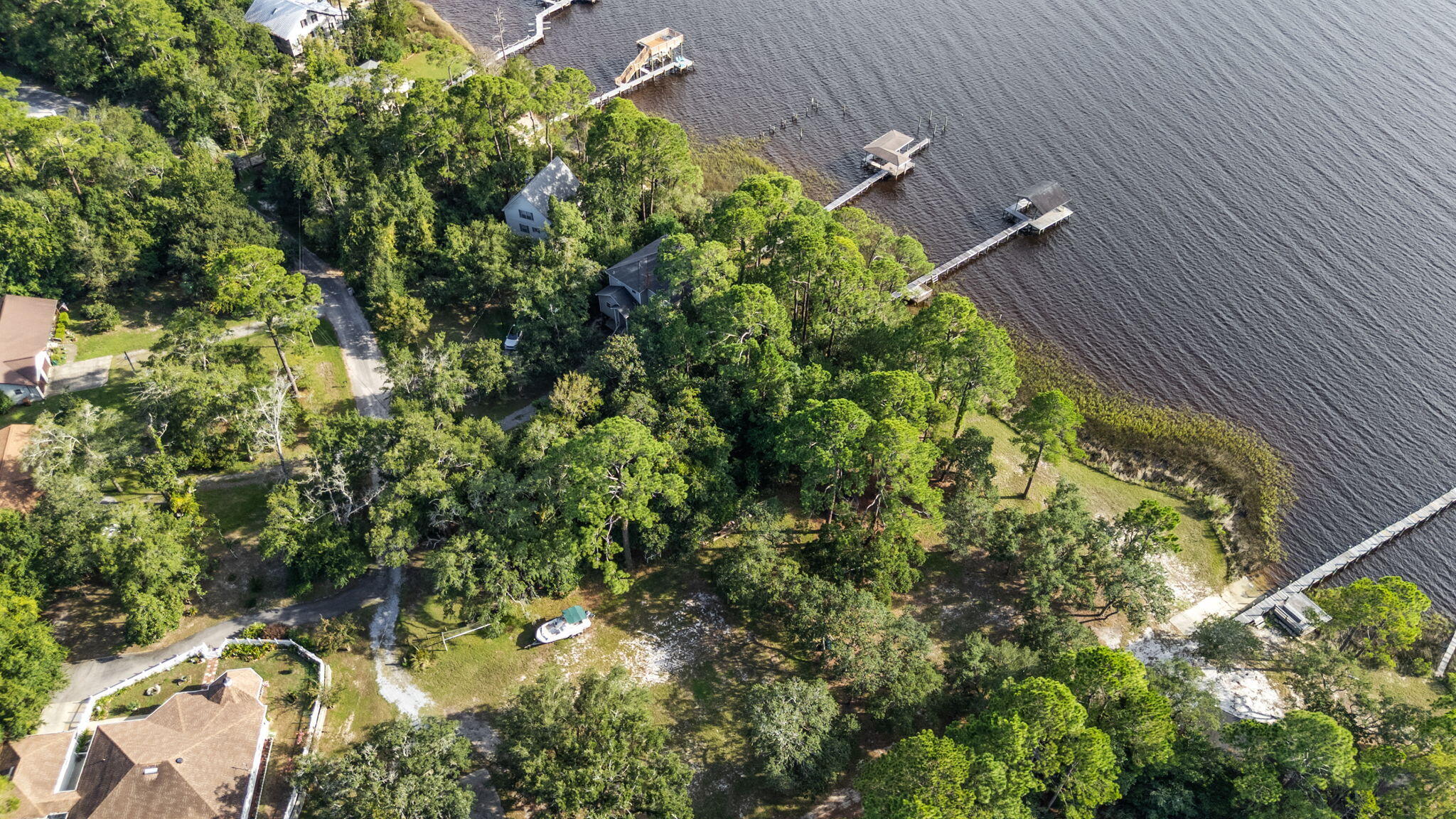 7107 Wells Avenue Navarre FL 32566