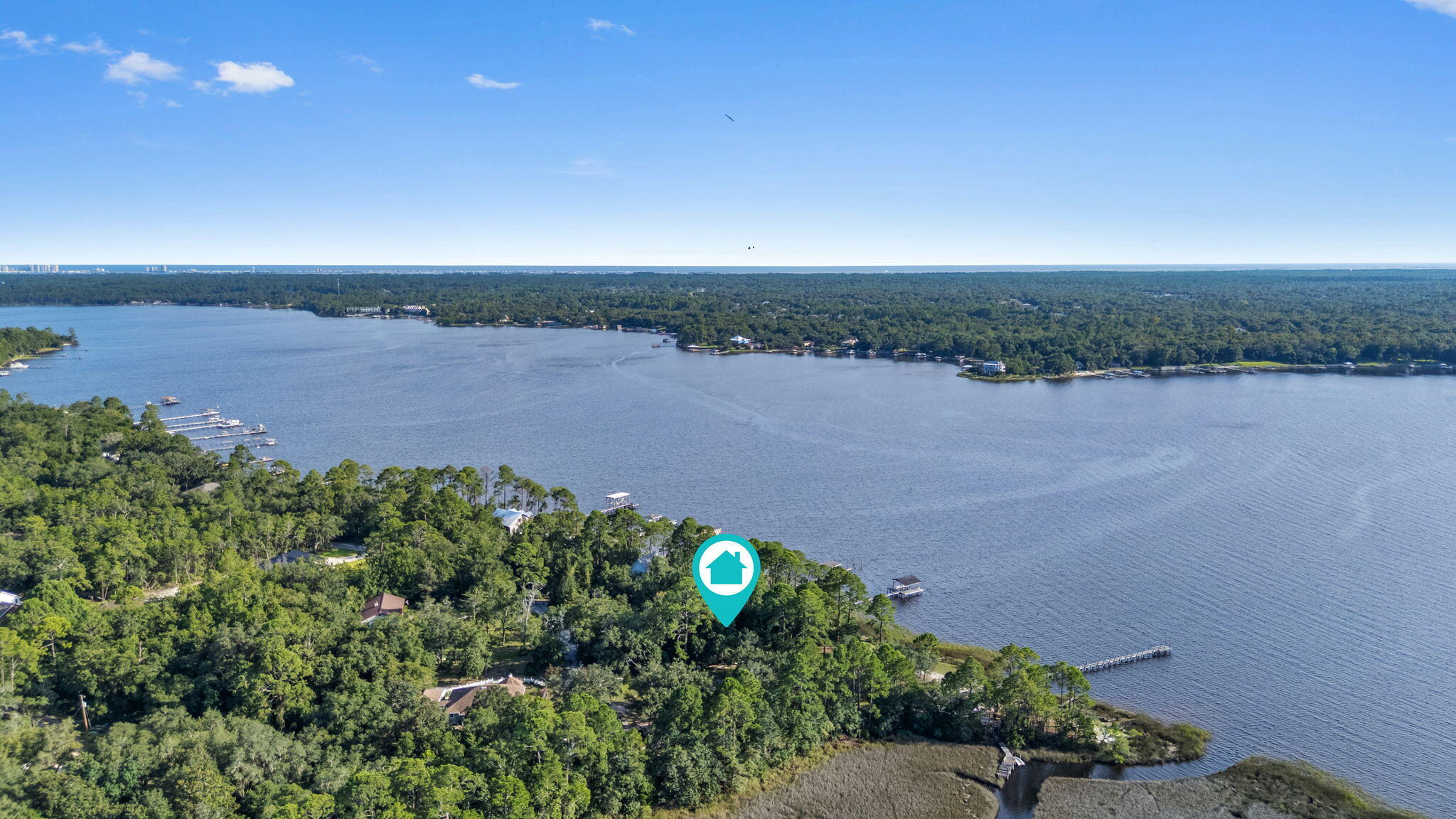 7107 Wells Avenue Navarre FL 32566