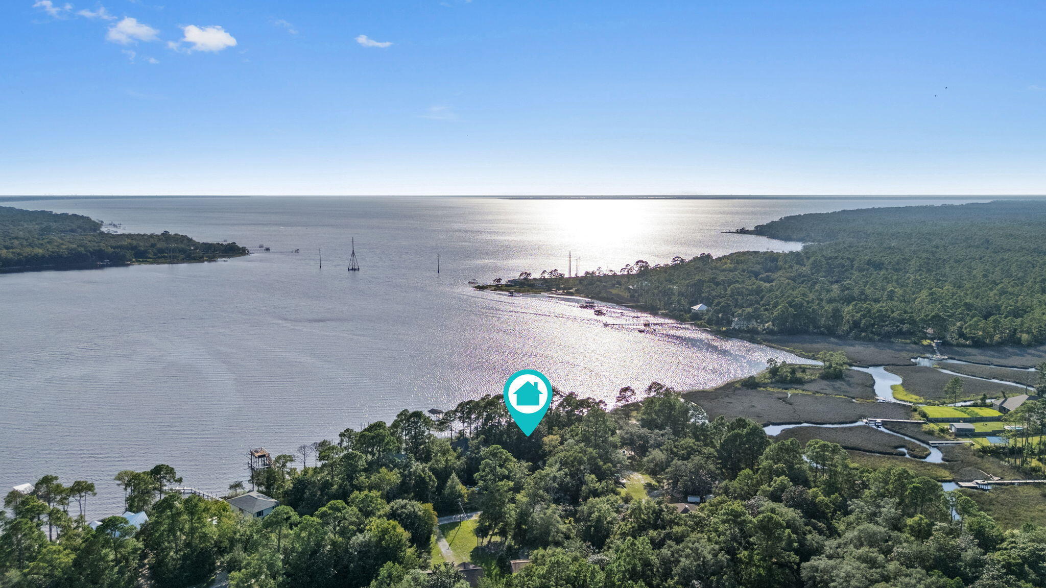 7107 Wells Avenue Navarre FL 32566