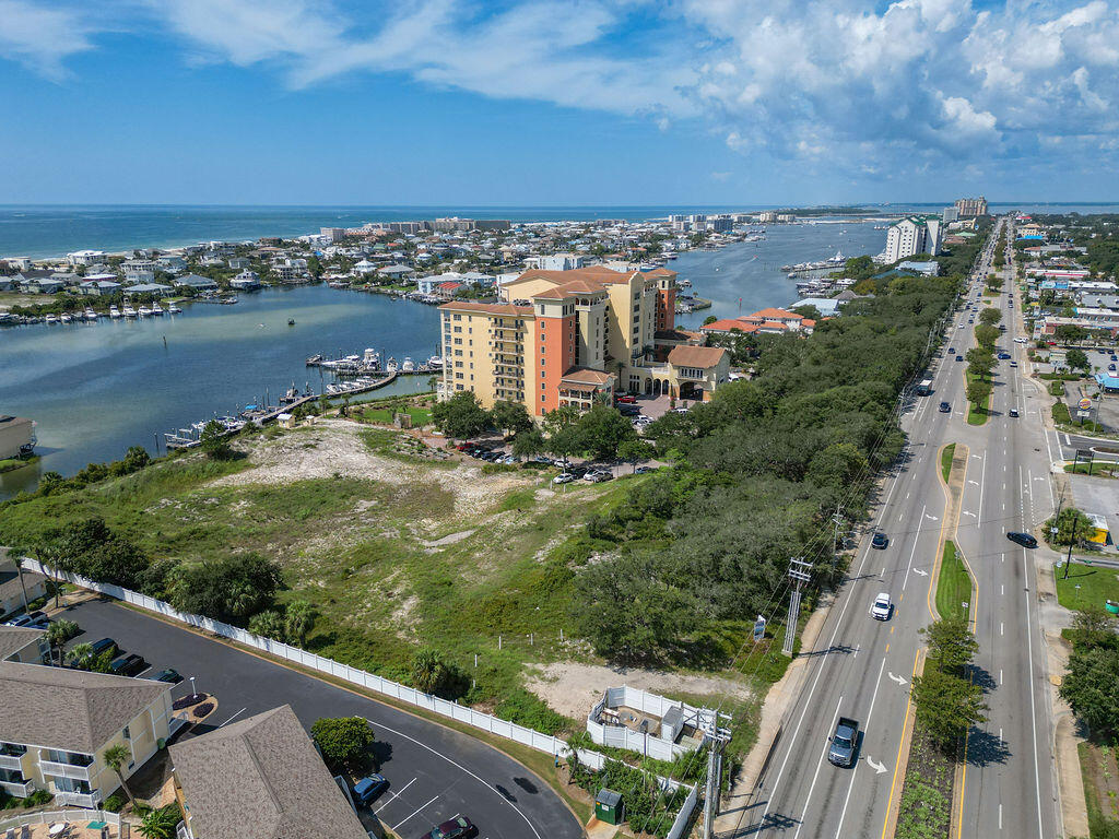 796 Harbor Boulevard Destin FL 32541