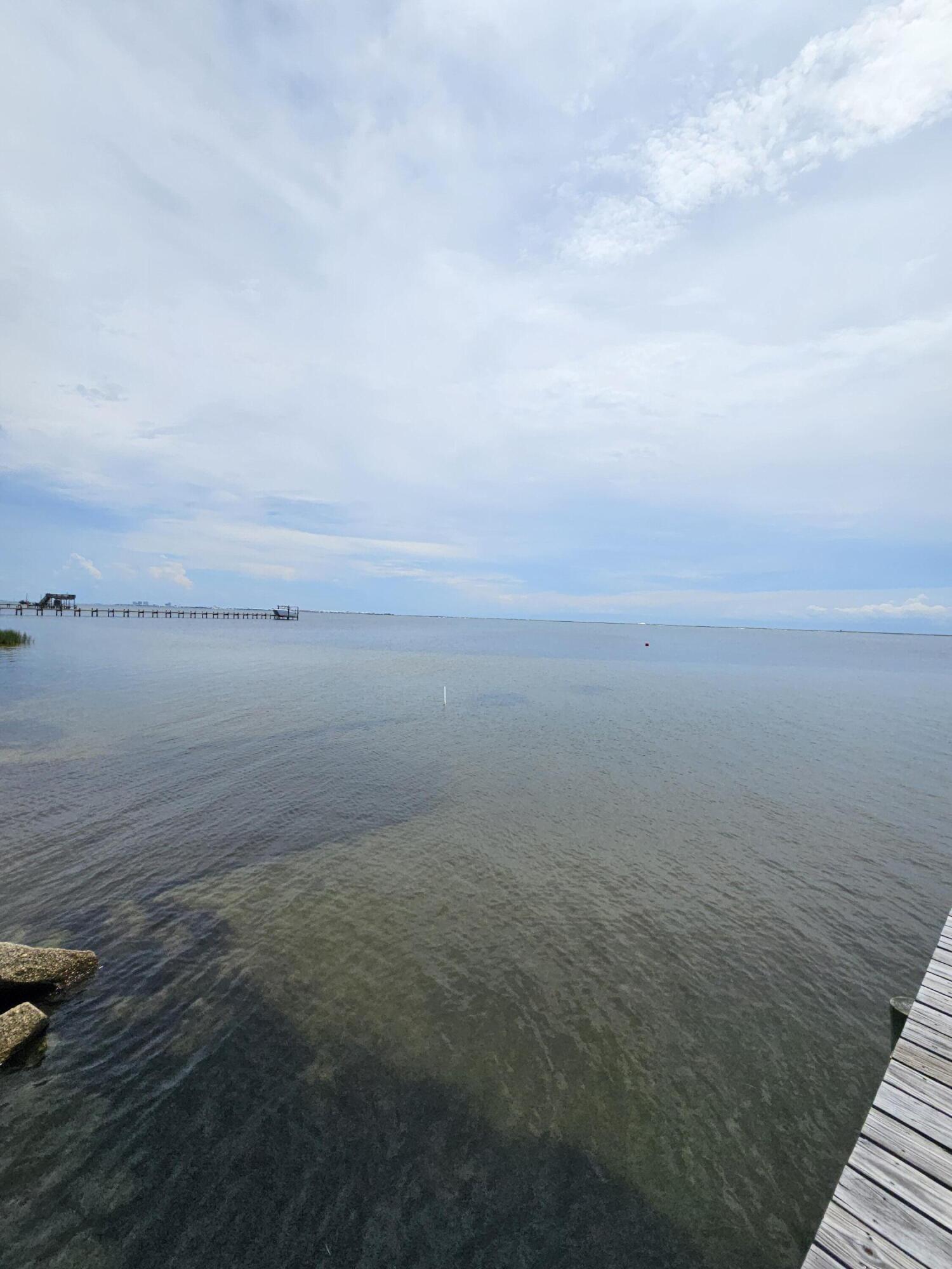 1796 W Smugglers Cove Drive Gulf Breeze FL 32563