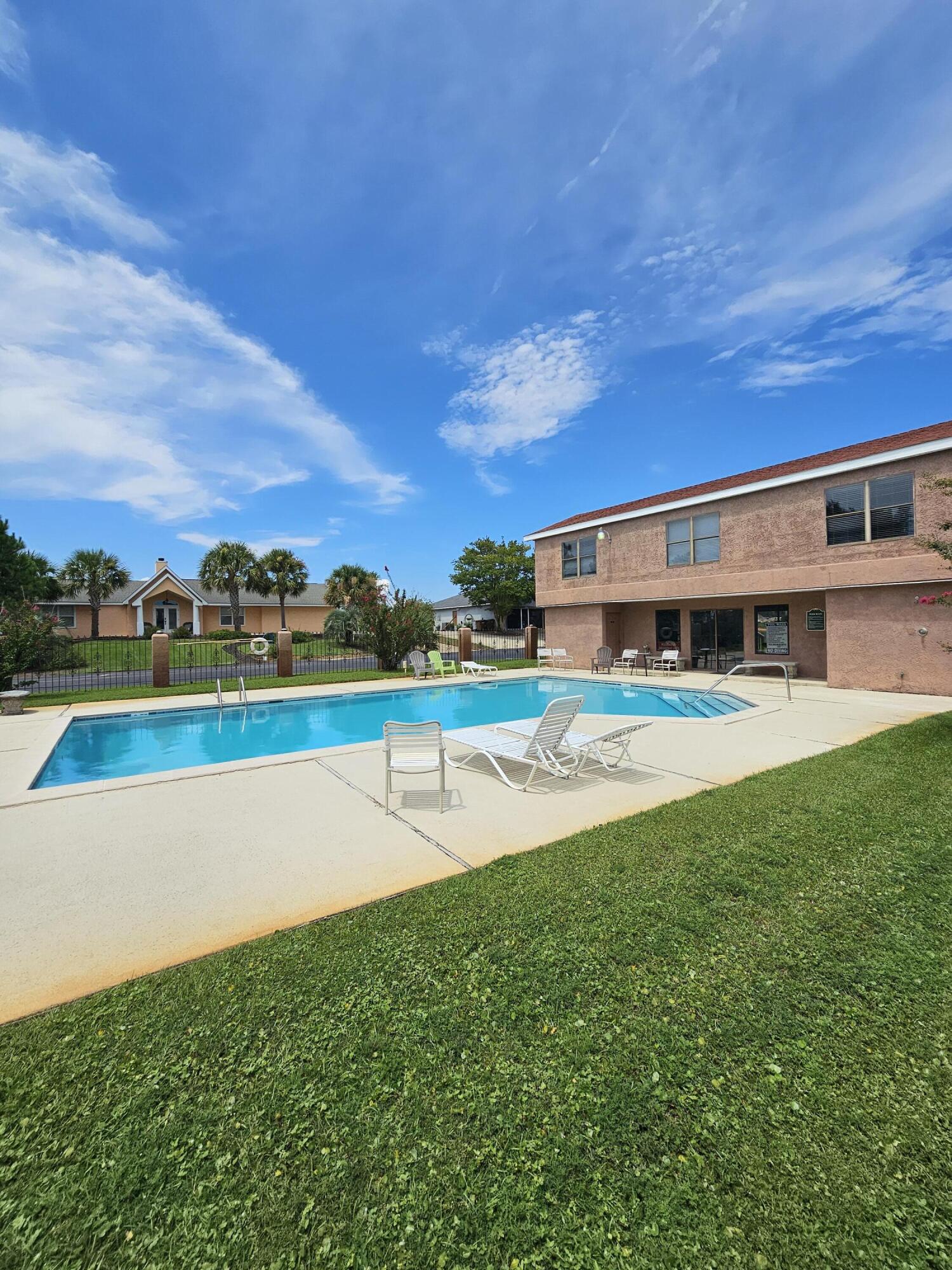 1796 W Smugglers Cove Drive Gulf Breeze FL 32563