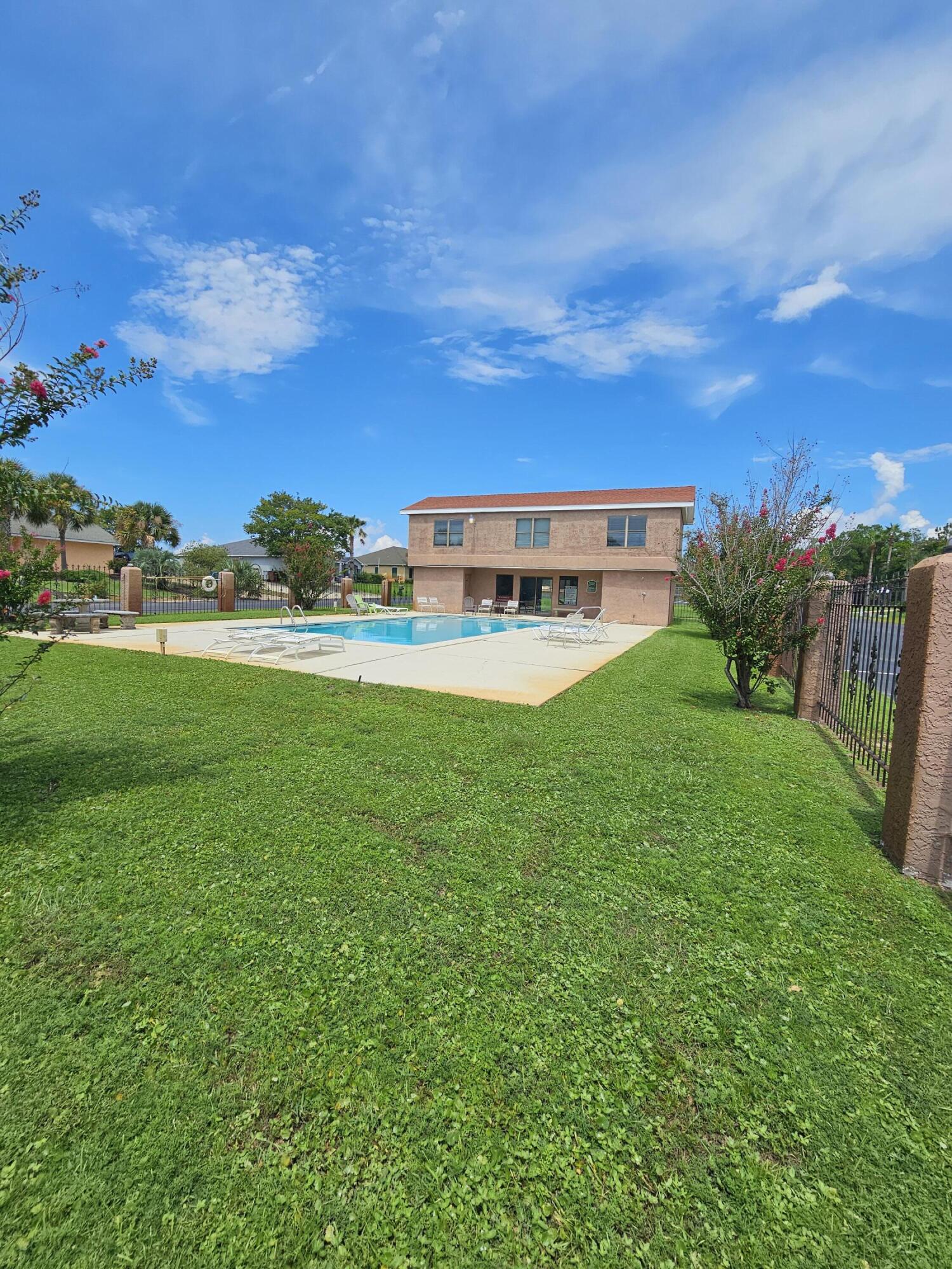 1796 W Smugglers Cove Drive Gulf Breeze FL 32563