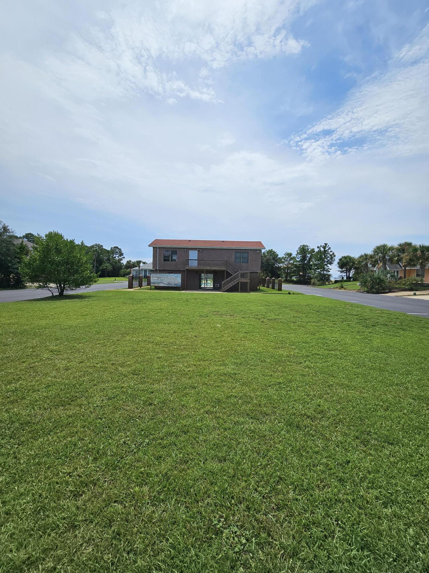 1796 W Smugglers Cove Drive Gulf Breeze FL 32563