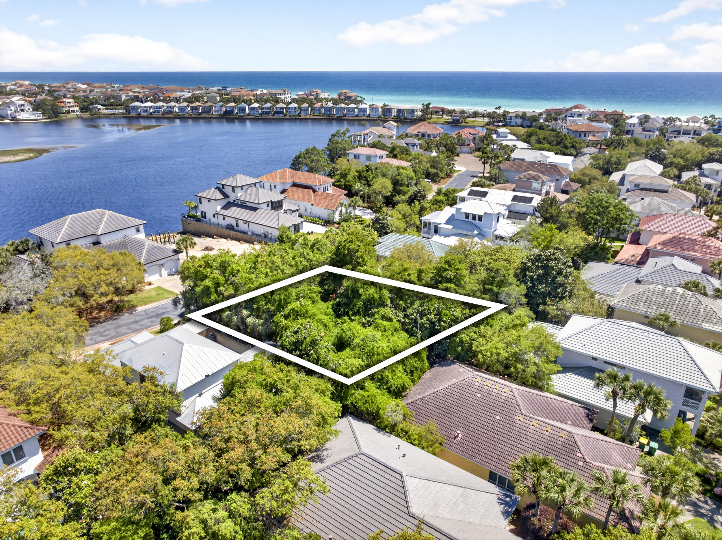 96 Vista Bluffs Destin FL 32541
