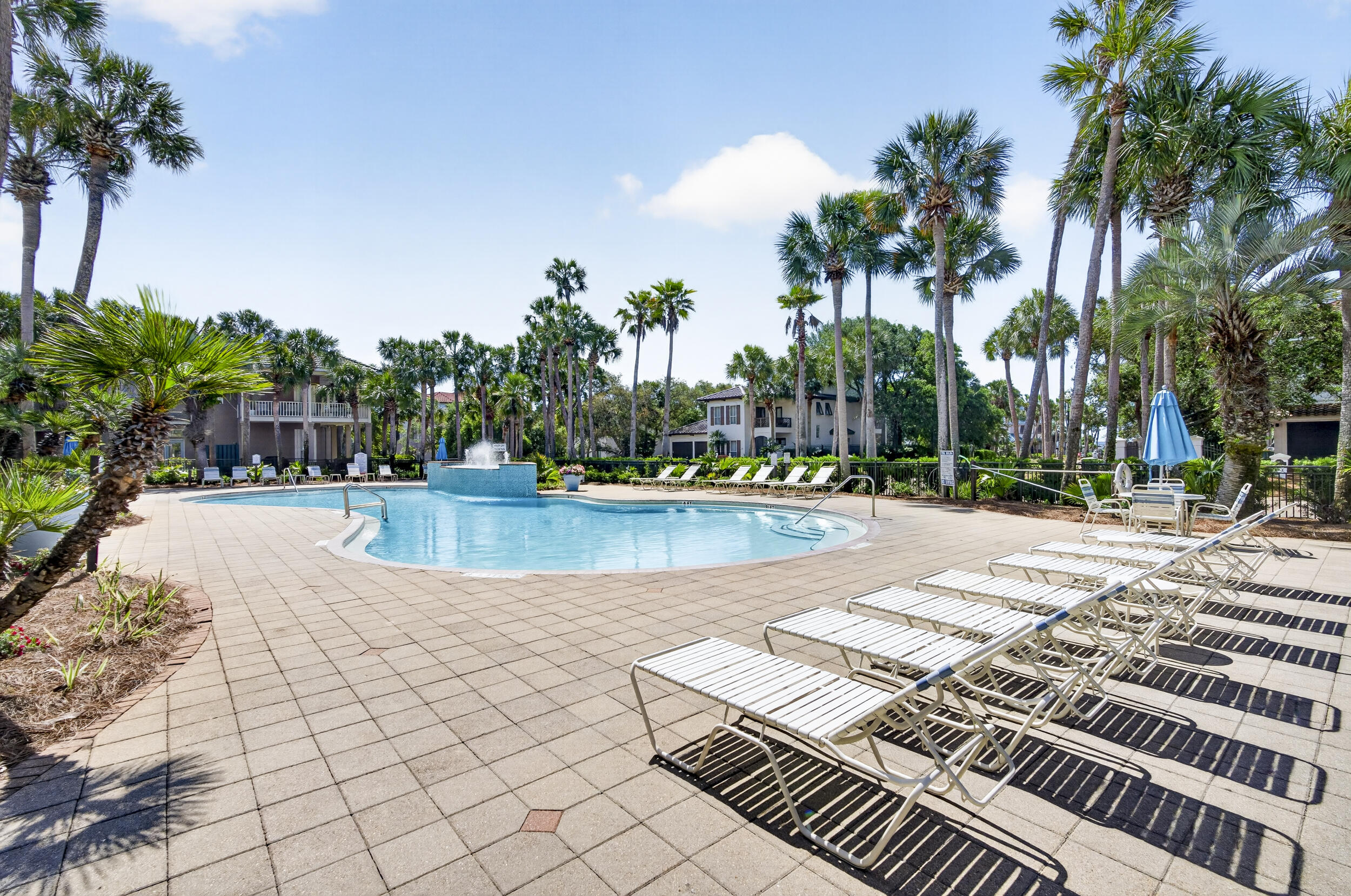 96 Vista Bluffs Destin FL 32541