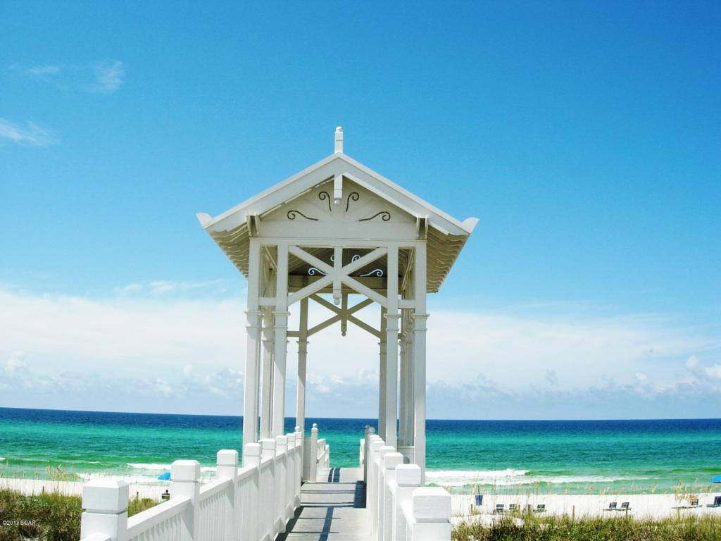 163 Parkshore Drive Panama City Beach FL 32413